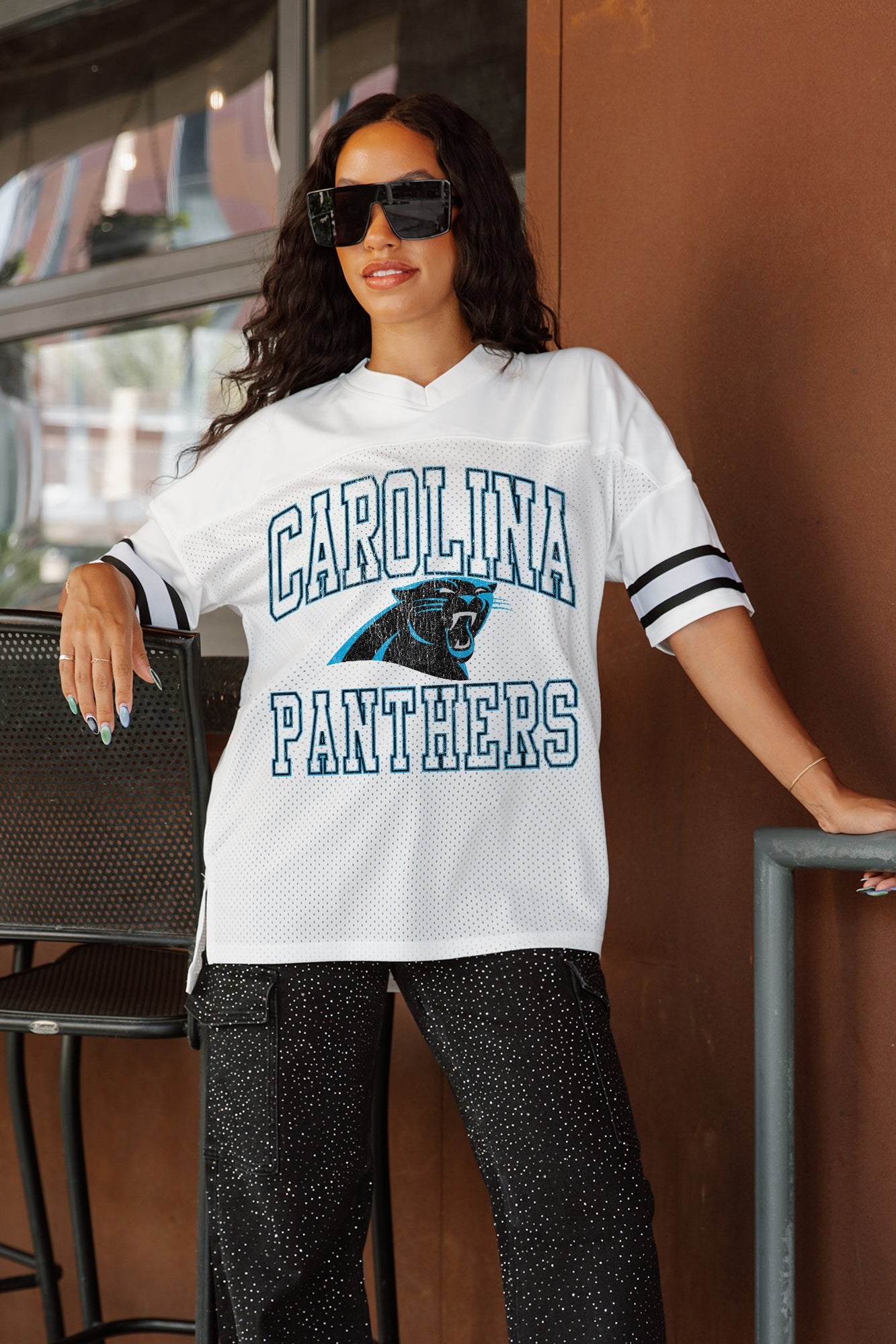 CAROLINA PANTHERS A STEP AHEAD SPORTY V-NECK OVERSIZED SIDE SLIT SHORT SLEEVE MESH TOP