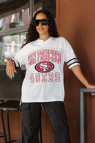 SAN FRANCISCO 49ERS A STEP AHEAD SPORTY V-NECK OVERSIZED SIDE SLIT SHORT SLEEVE MESH TOP