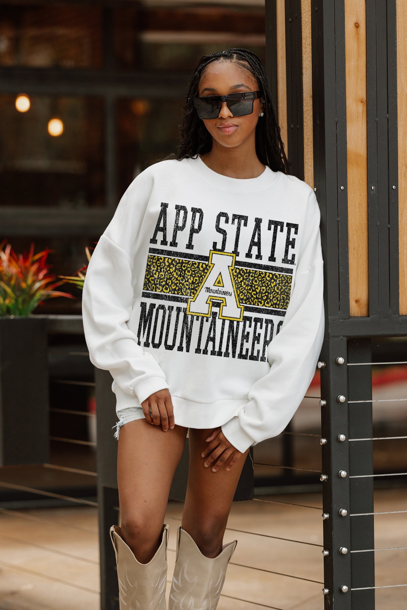 APPALACHIAN STATE MOUNTAINEERS FAIR CATCH PREMIUM FLEECE DROP SHOULDER CREWNECK PULLOVER