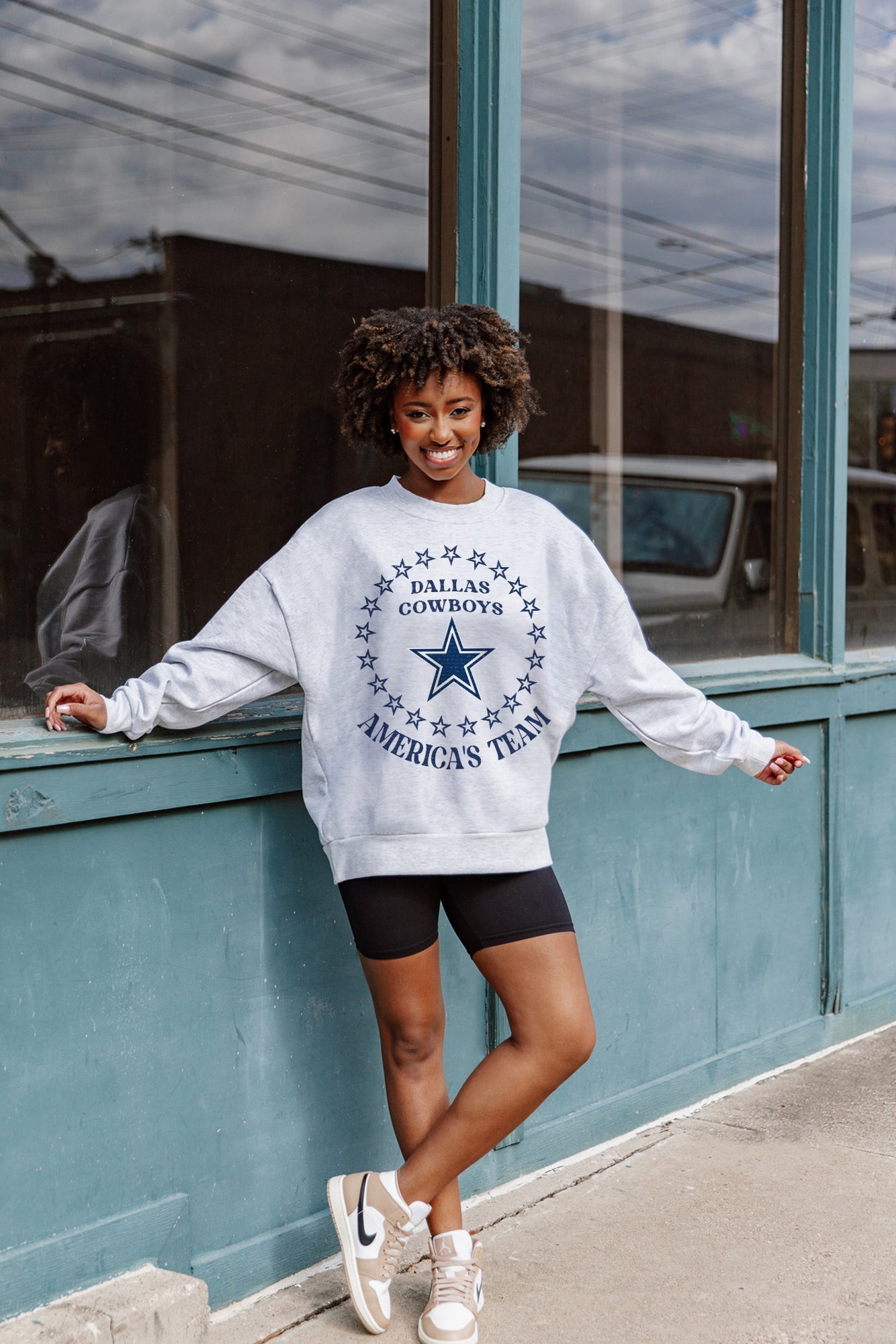 DALLAS COWBOYS SUPERSTAR PREMIUM FLEECE DROP SHOULDER CREWNECK PULLOVER