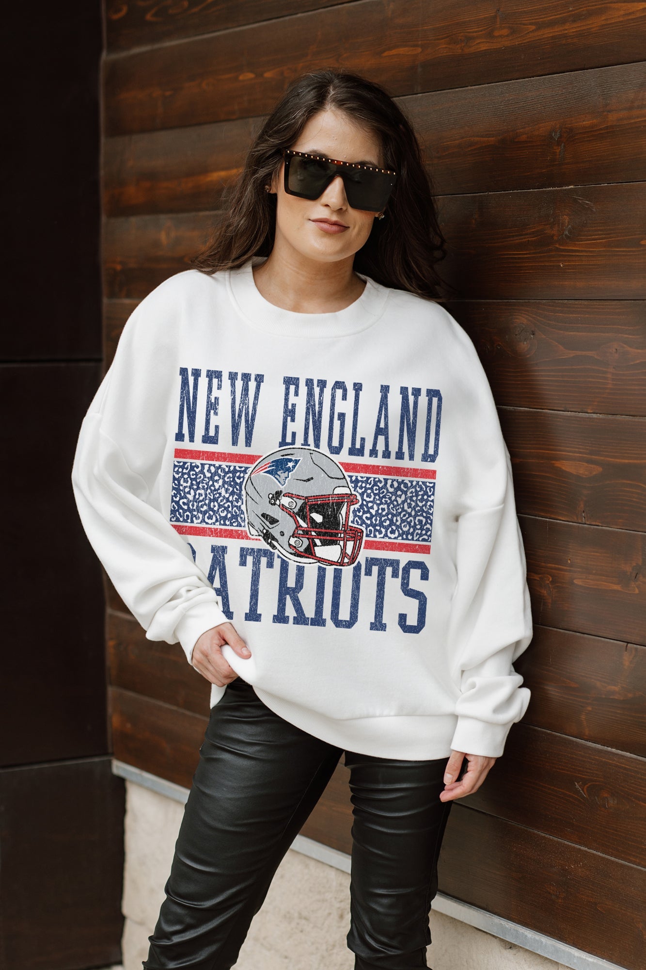 NEW ENGLAND PATRIOTS FAIR CATCH PREMIUM FLEECE DROP SHOULDER CREWNECK PULLOVER