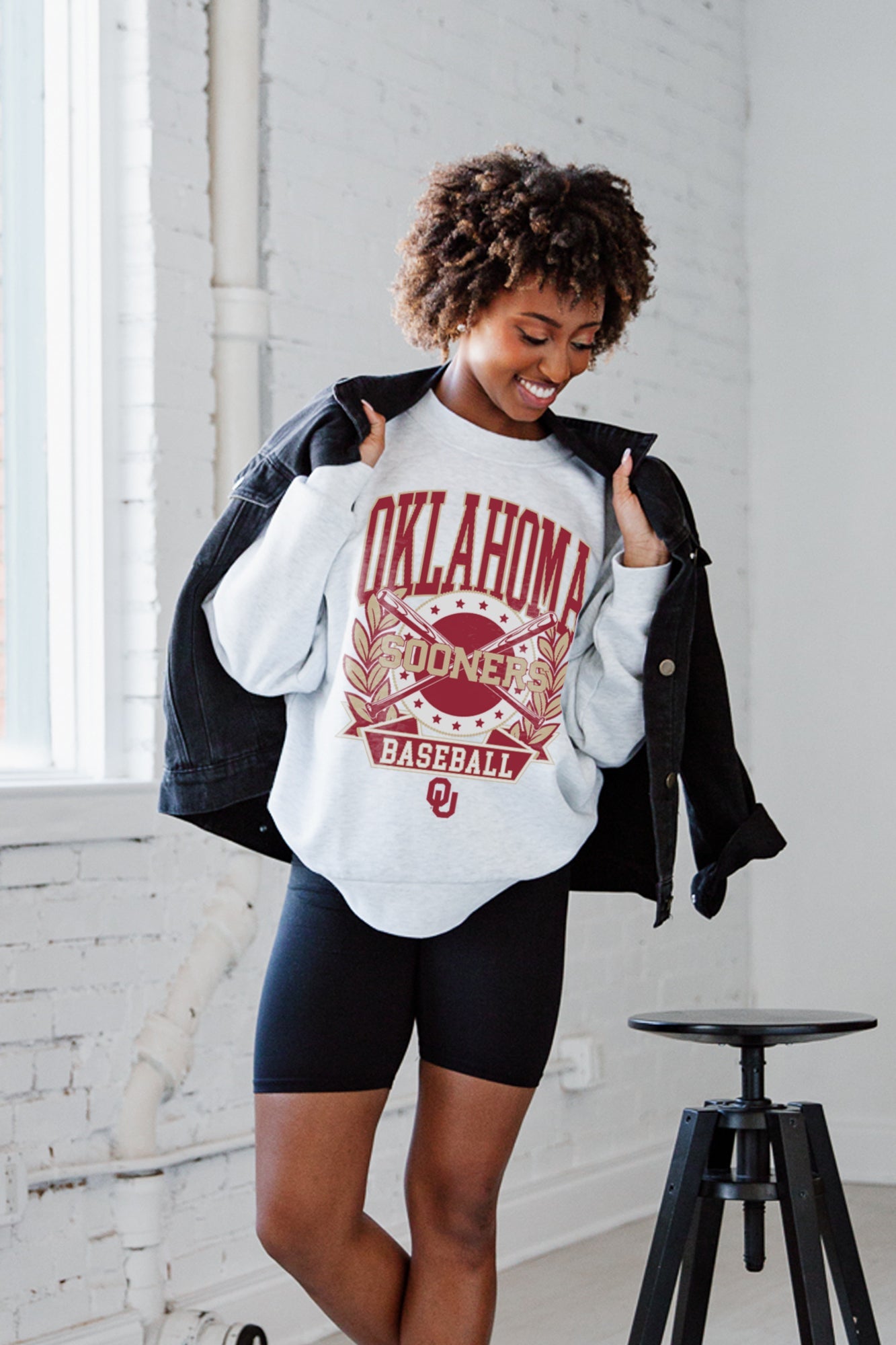 OKLAHOMA SOONERS BASES LOADED PREMIUM FLEECE DROP SHOULDER CREWNECK PULLOVER