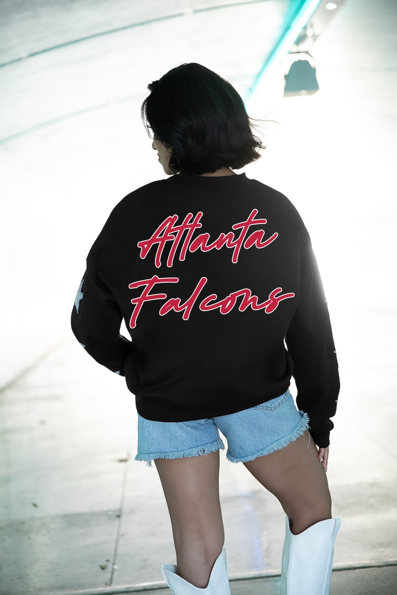 ATLANTA FALCONS RADIANT ENERGY EMBELLISHED STAR SLEEVE CREWNECK PULLOVER