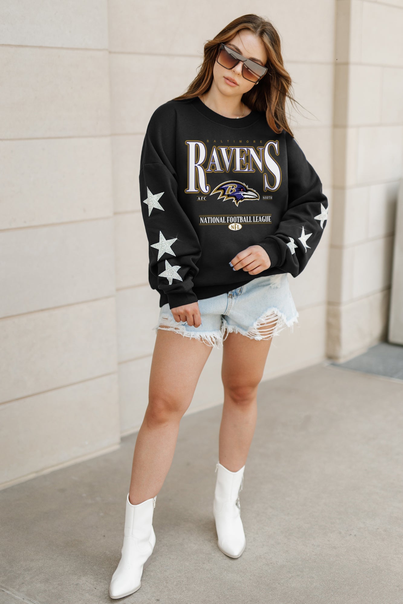 BALTIMORE RAVENS GAMEDAY GLIMMER EMBELLISHED STAR SLEEVE CREWNECK PULLOVER