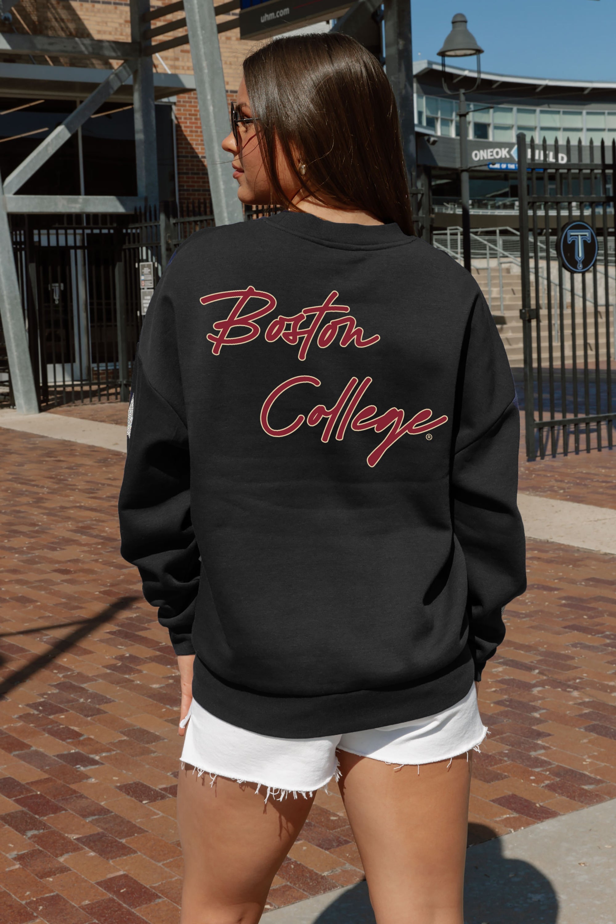 BOSTON COLLEGE EAGLES DEDICATION EMBELLISHED STAR SLEEVE CREWNECK PULLOVER