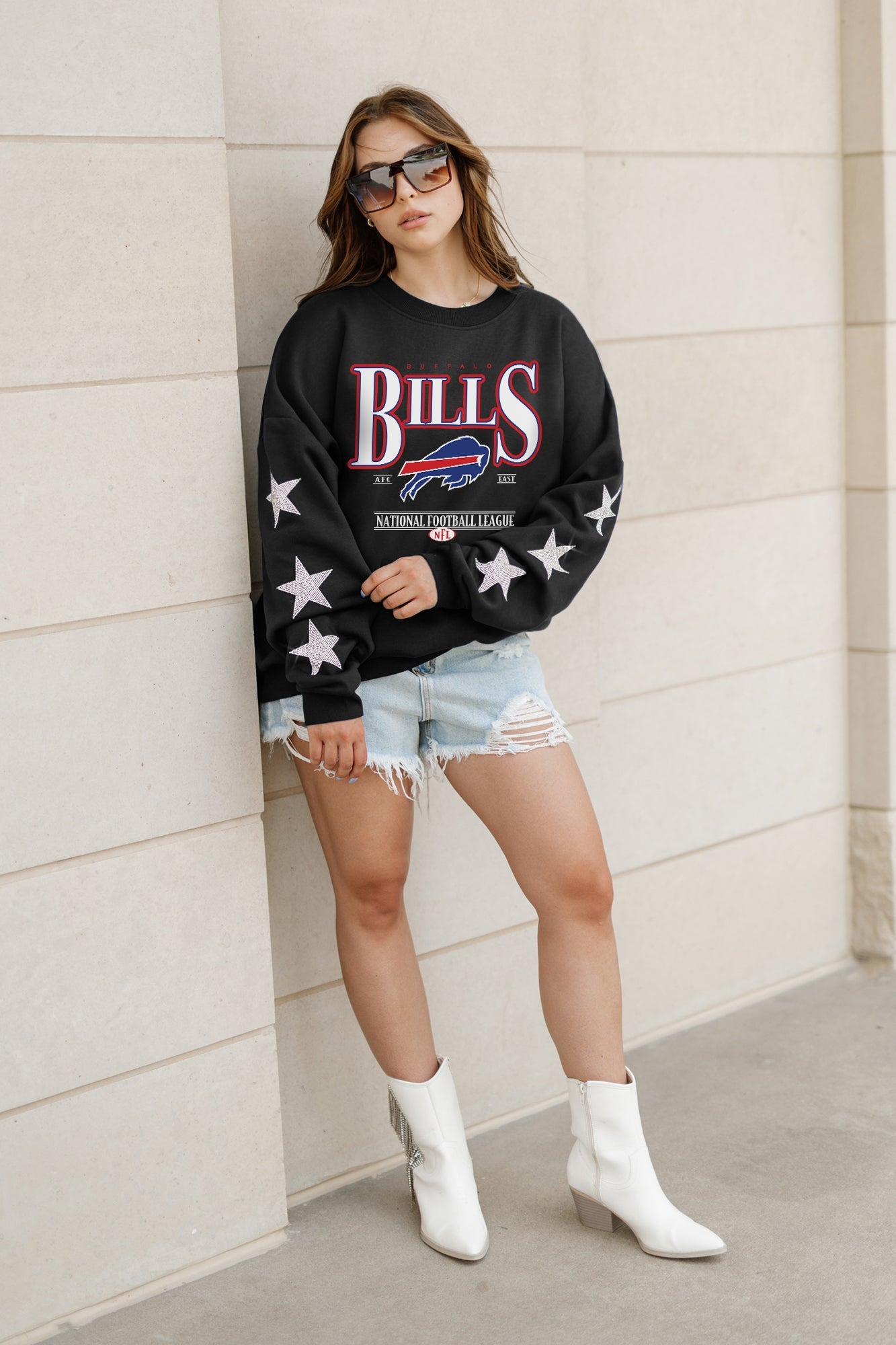 BUFFALO BILLS GAMEDAY GLIMMER EMBELLISHED STAR SLEEVE CREWNECK PULLOVER