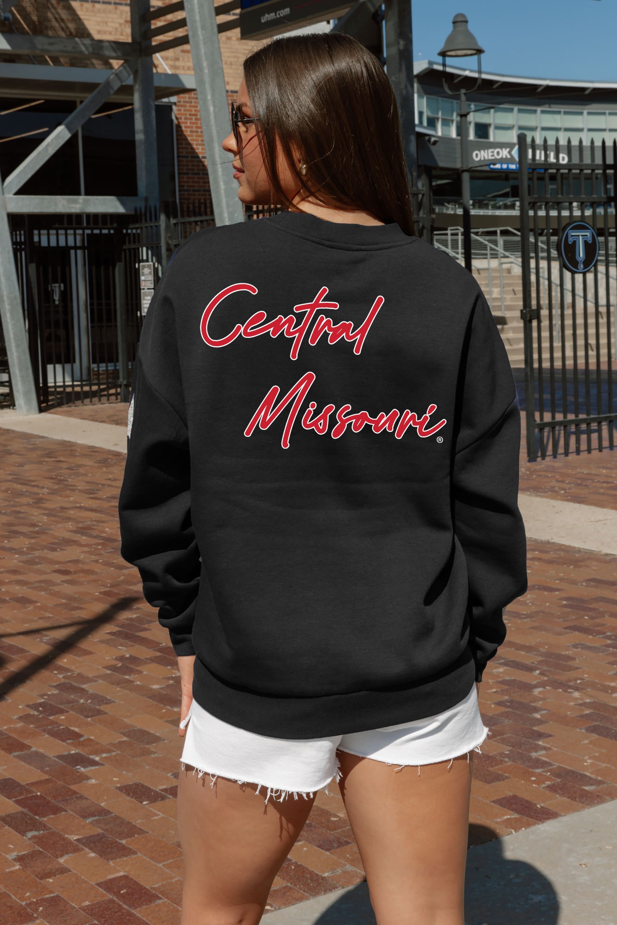 CENTRAL MISSOURI MULES DEDICATION EMBELLISHED STAR SLEEVE CREWNECK PULLOVER