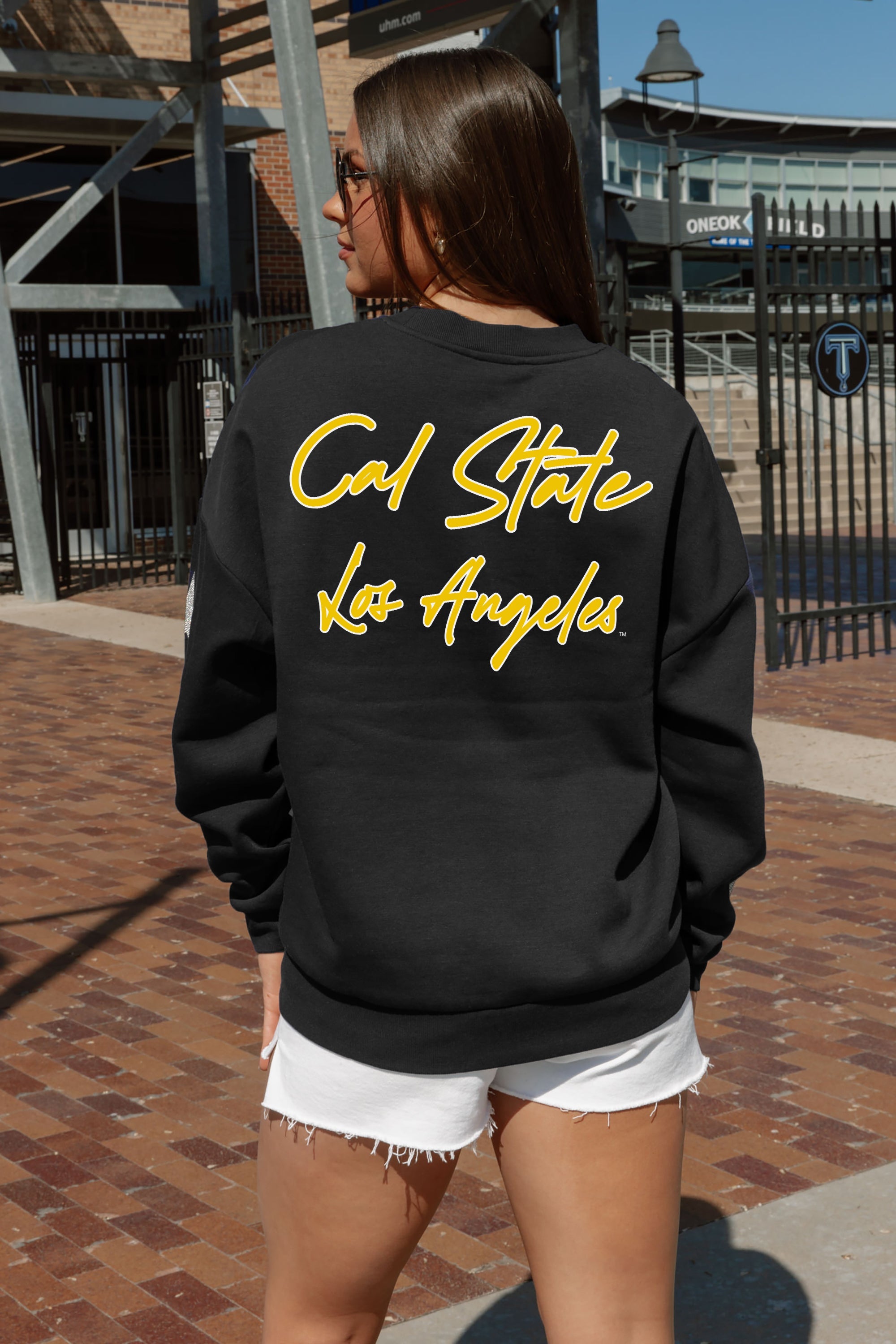 CAL STATE LOS ANGELES GOLDEN EAGLES DEDICATION EMBELLISHED STAR SLEEVE CREWNECK PULLOVER