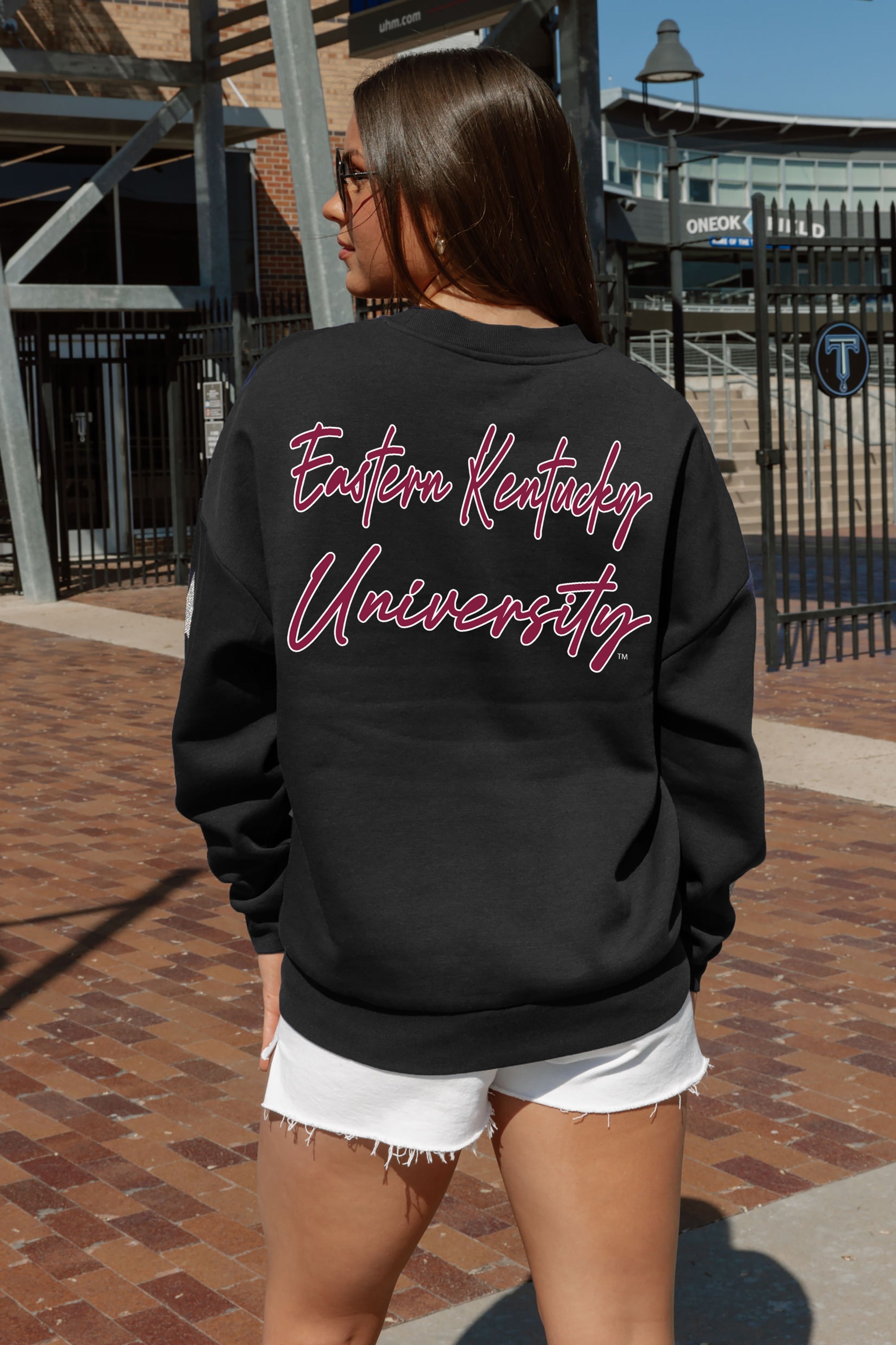 EASTERN KENTUCKY COLONELS DEDICATION EMBELLISHED STAR SLEEVE CREWNECK PULLOVER