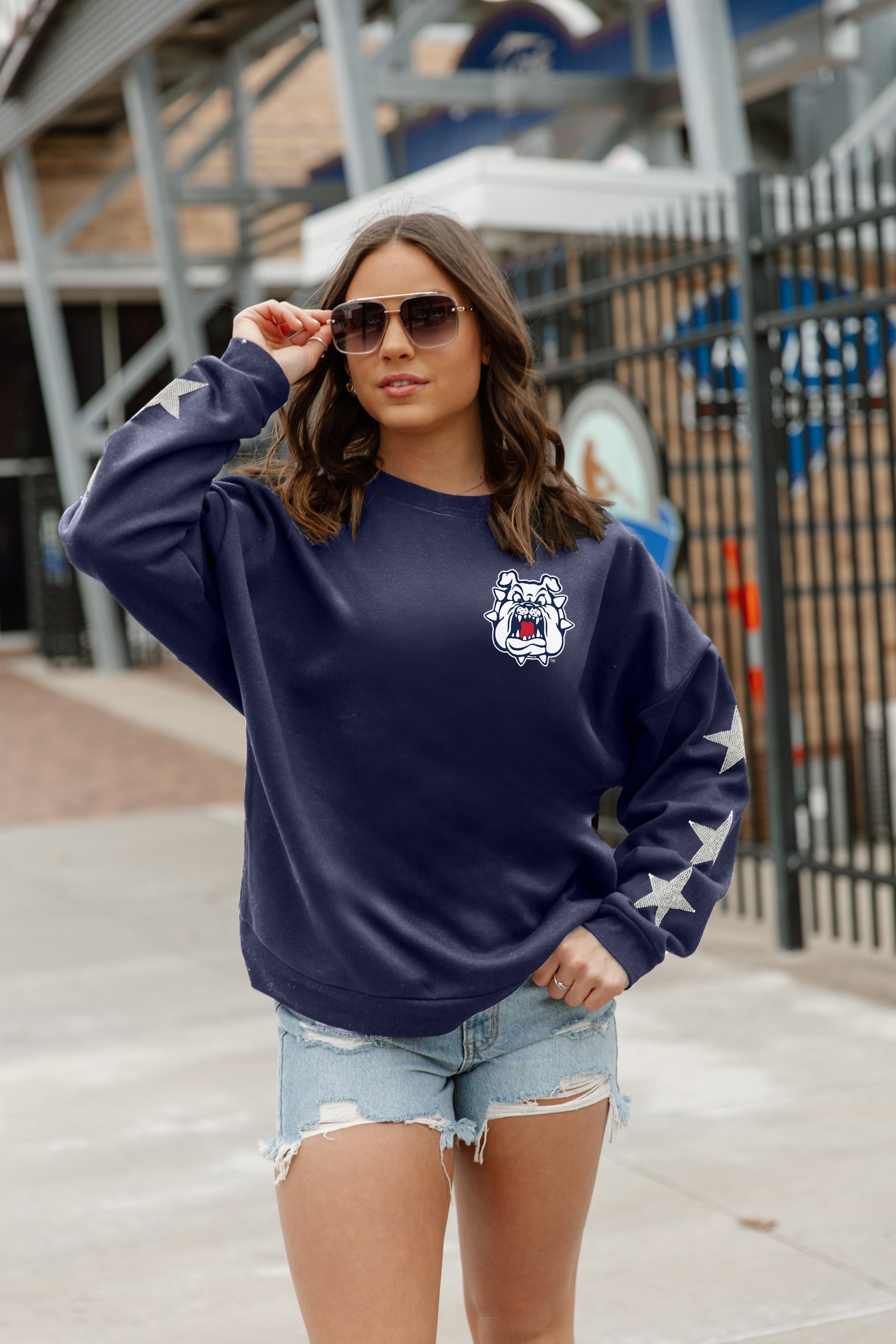 FRESNO STATE BULLDOGS DEDICATION EMBELLISHED STAR SLEEVE CREWNECK PULLOVER