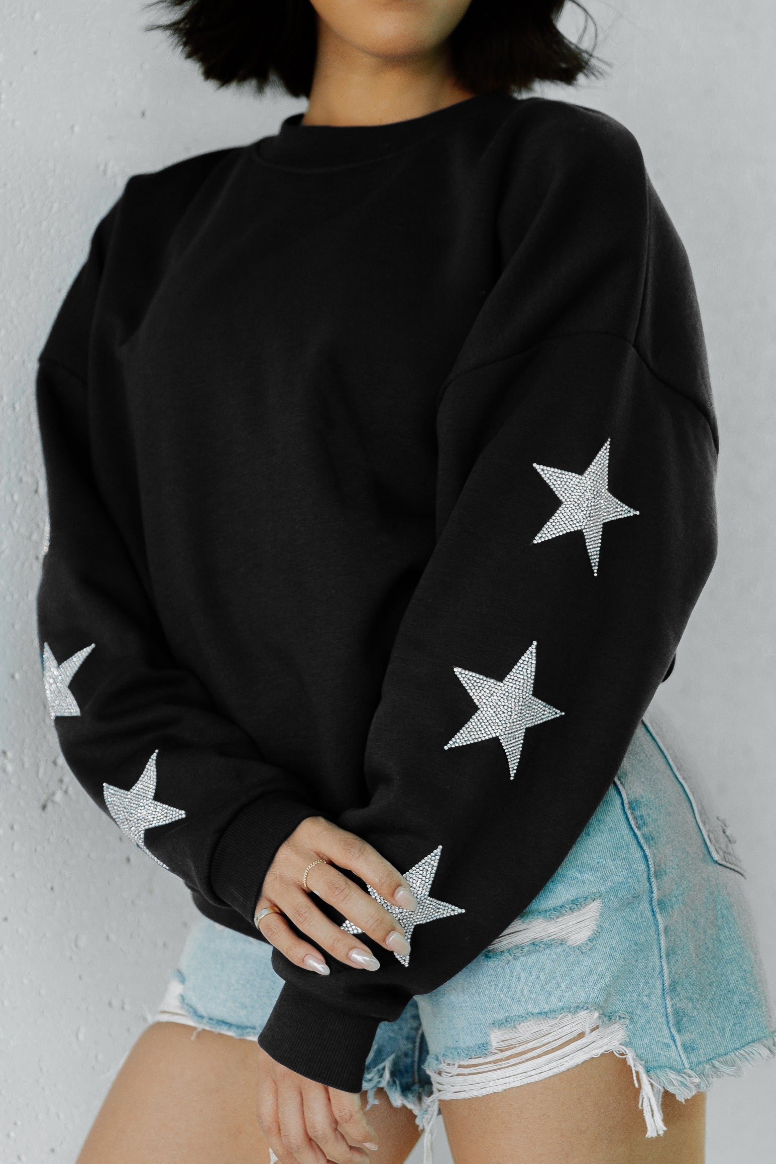 LAS VEGAS RAIDERS RADIANT ENERGY EMBELLISHED STAR SLEEVE CREWNECK PULLOVER