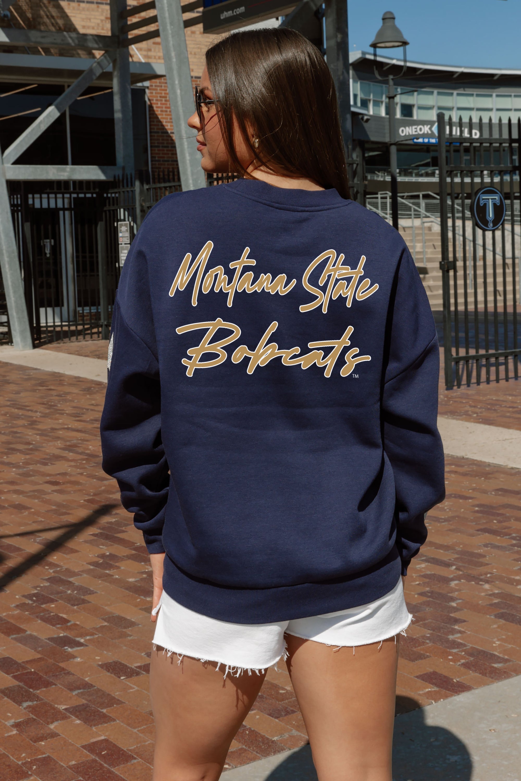 MONTANA STATE BOBCATS DEDICATION EMBELLISHED STAR SLEEVE CREWNECK PULLOVER