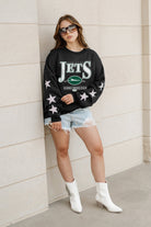 NEW YORK JETS GAMEDAY GLIMMER EMBELLISHED STAR SLEEVE CREWNECK PULLOVER