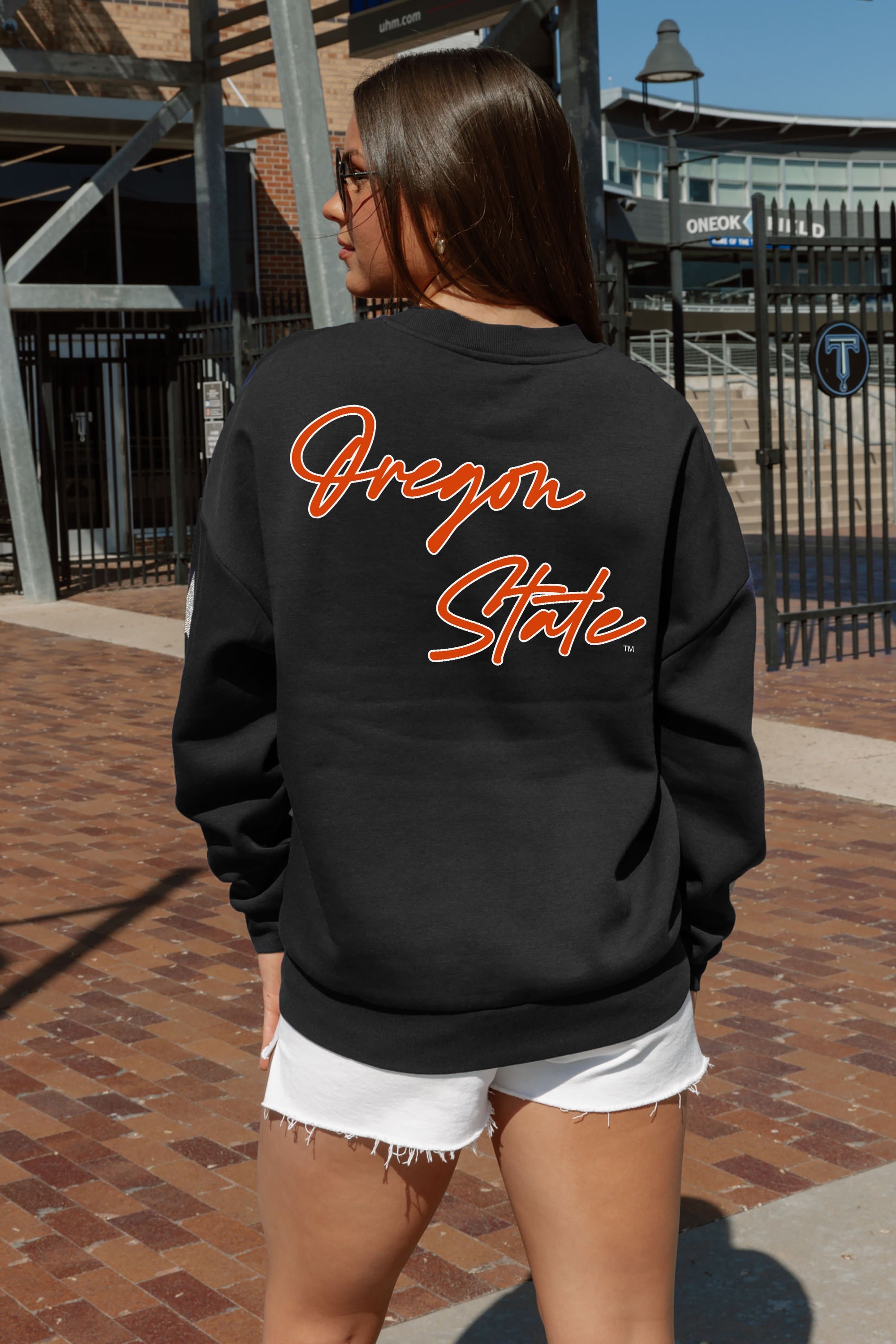 OREGON STATE BEAVERS DEDICATION EMBELLISHED STAR SLEEVE CREWNECK PULLOVER