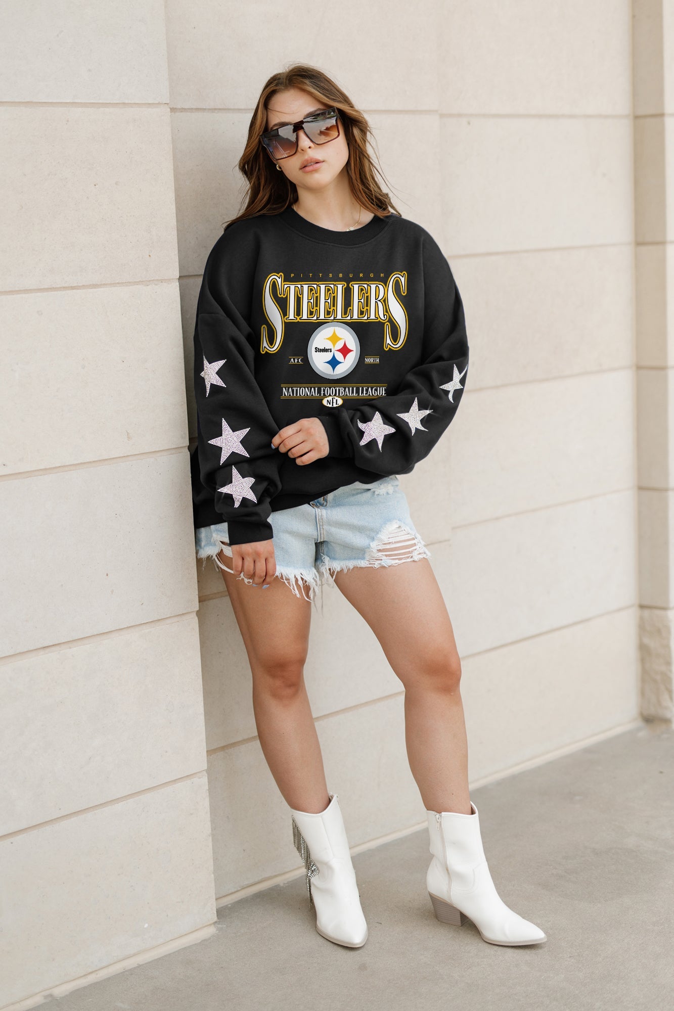 PITTSBURGH STEELERS GAMEDAY GLIMMER EMBELLISHED STAR SLEEVE CREWNECK PULLOVER