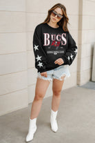 TAMPA BAY BUCCANEERS GAMEDAY GLIMMER EMBELLISHED STAR SLEEVE CREWNECK PULLOVER