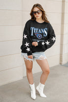 TENNESSEE TITANS GAMEDAY GLIMMER EMBELLISHED STAR SLEEVE CREWNECK PULLOVER