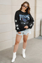 TENNESSEE TITANS GAMEDAY GLIMMER EMBELLISHED STAR SLEEVE CREWNECK PULLOVER