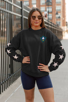 UNC WILMINGTON SEAHAWKS DEDICATION EMBELLISHED STAR SLEEVE CREWNECK PULLOVER