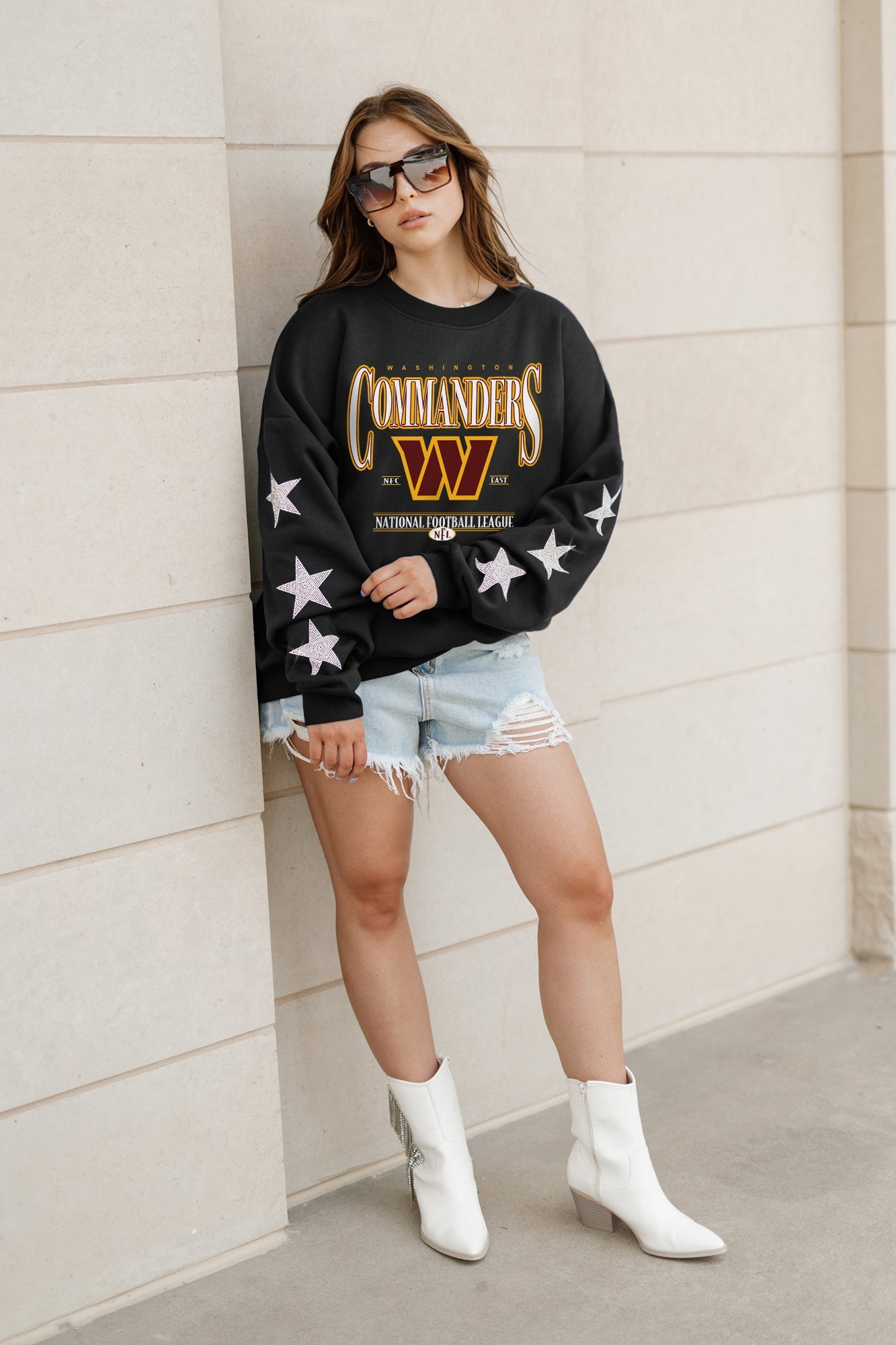 WASHINGTON COMMANDERS GAMEDAY GLIMMER EMBELLISHED STAR SLEEVE CREWNECK PULLOVER