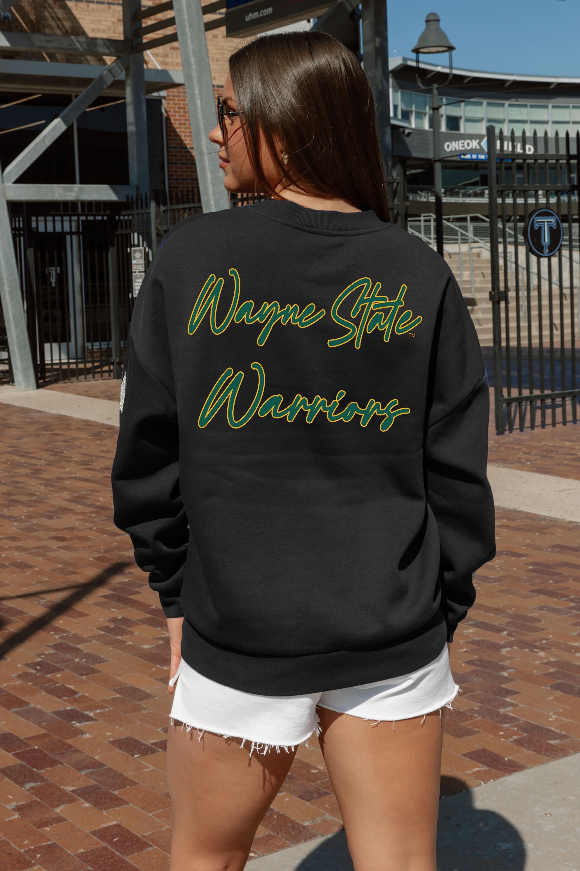 WAYNE STATE WARRIORS DEDICATION EMBELLISHED STAR SLEEVE CREWNECK PULLOVER