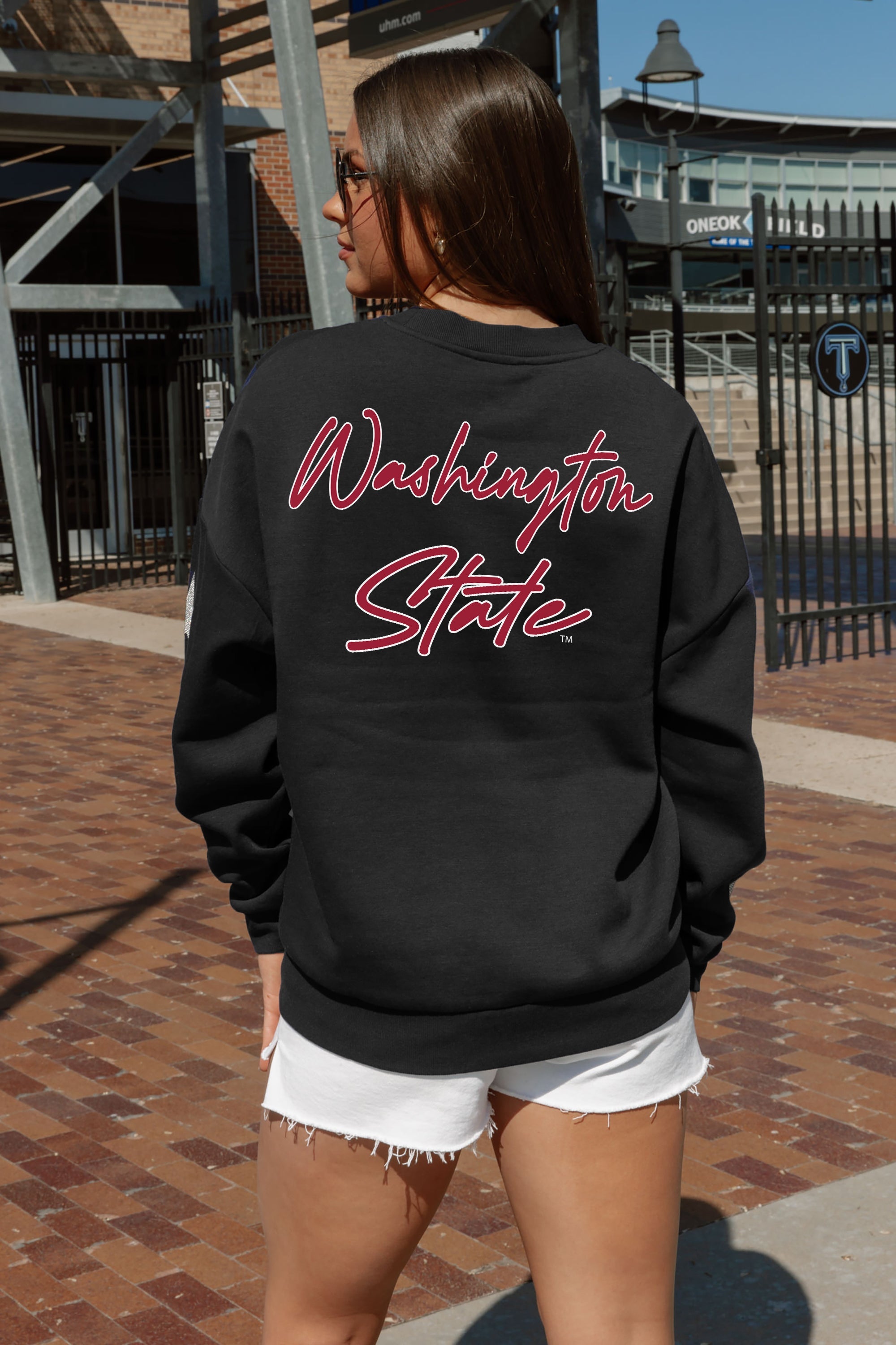 WASHINGTON STATE COUGARS DEDICATION EMBELLISHED STAR SLEEVE CREWNECK PULLOVER