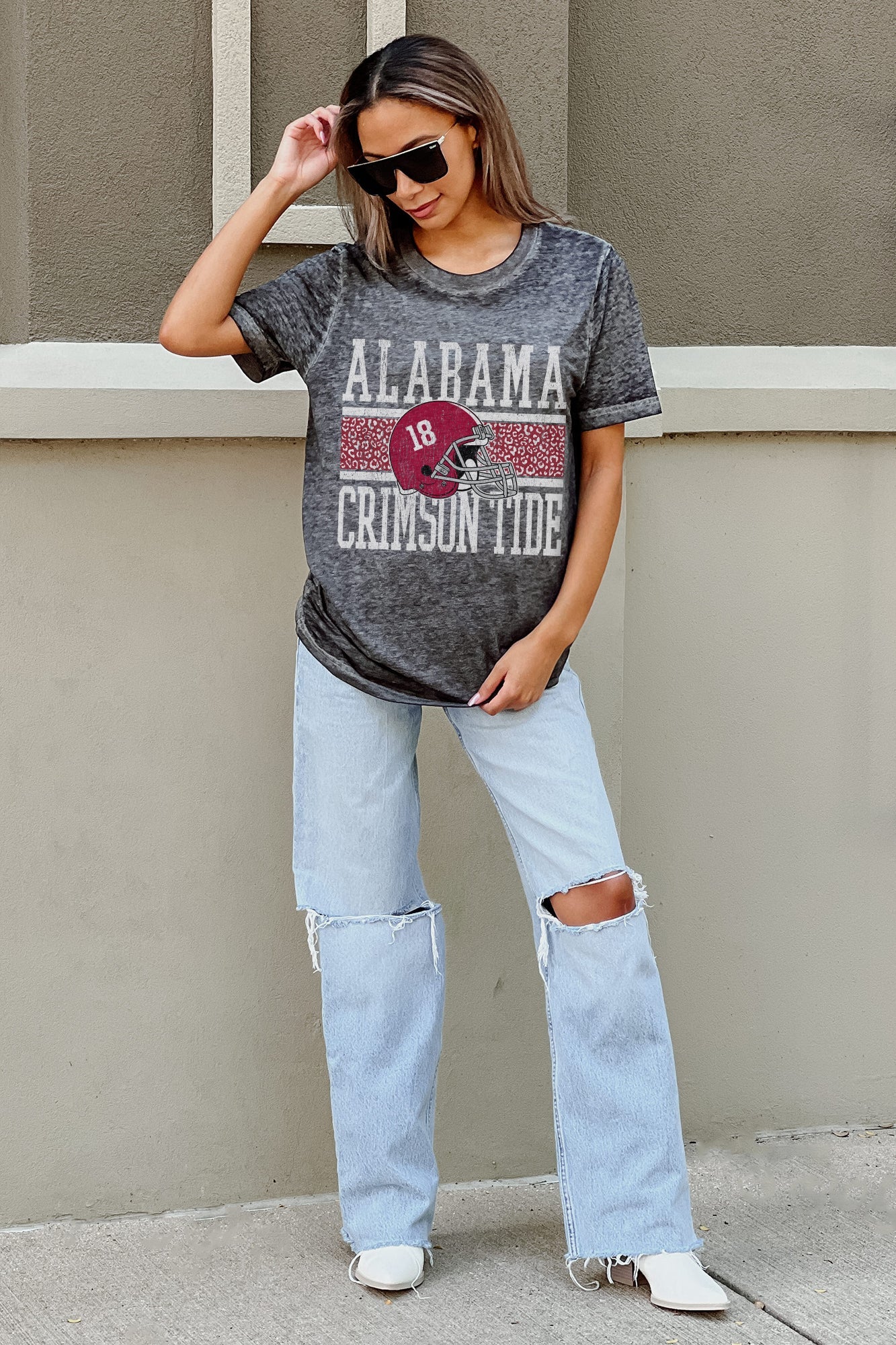 ALABAMA CRIMSON TIDE CROWD GOES WILD ACID WASH BOYFRIEND TEE