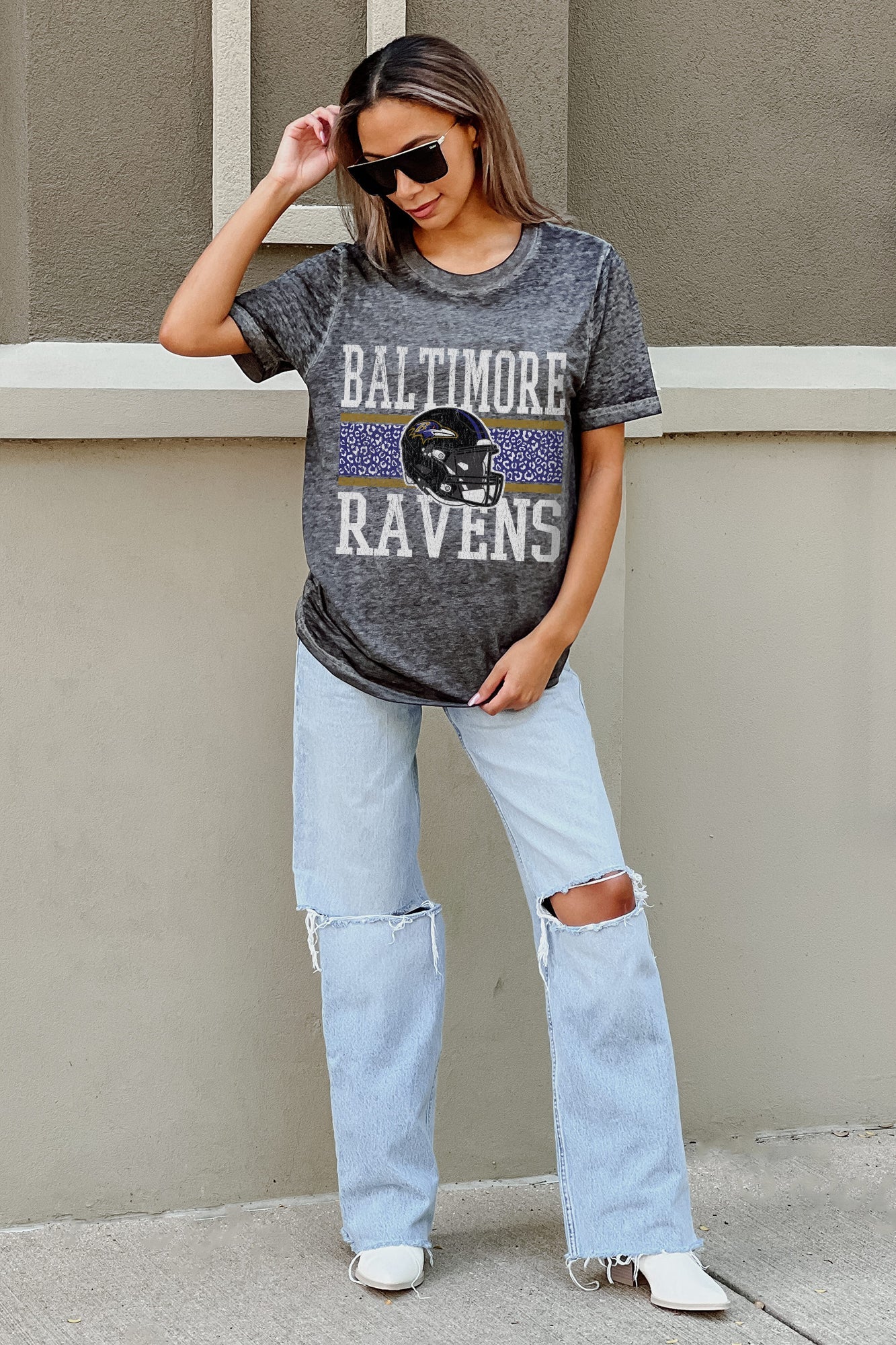 BALTIMORE RAVENS CROWD GOES WILD ACID WASH BOYFRIEND TEE