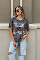 CHICAGO BEARS CROWD GOES WILD ACID WASH BOYFRIEND TEE