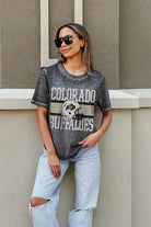 COLORADO BUFFALOES CROWD GOES WILD ACID WASH BOYFRIEND TEE