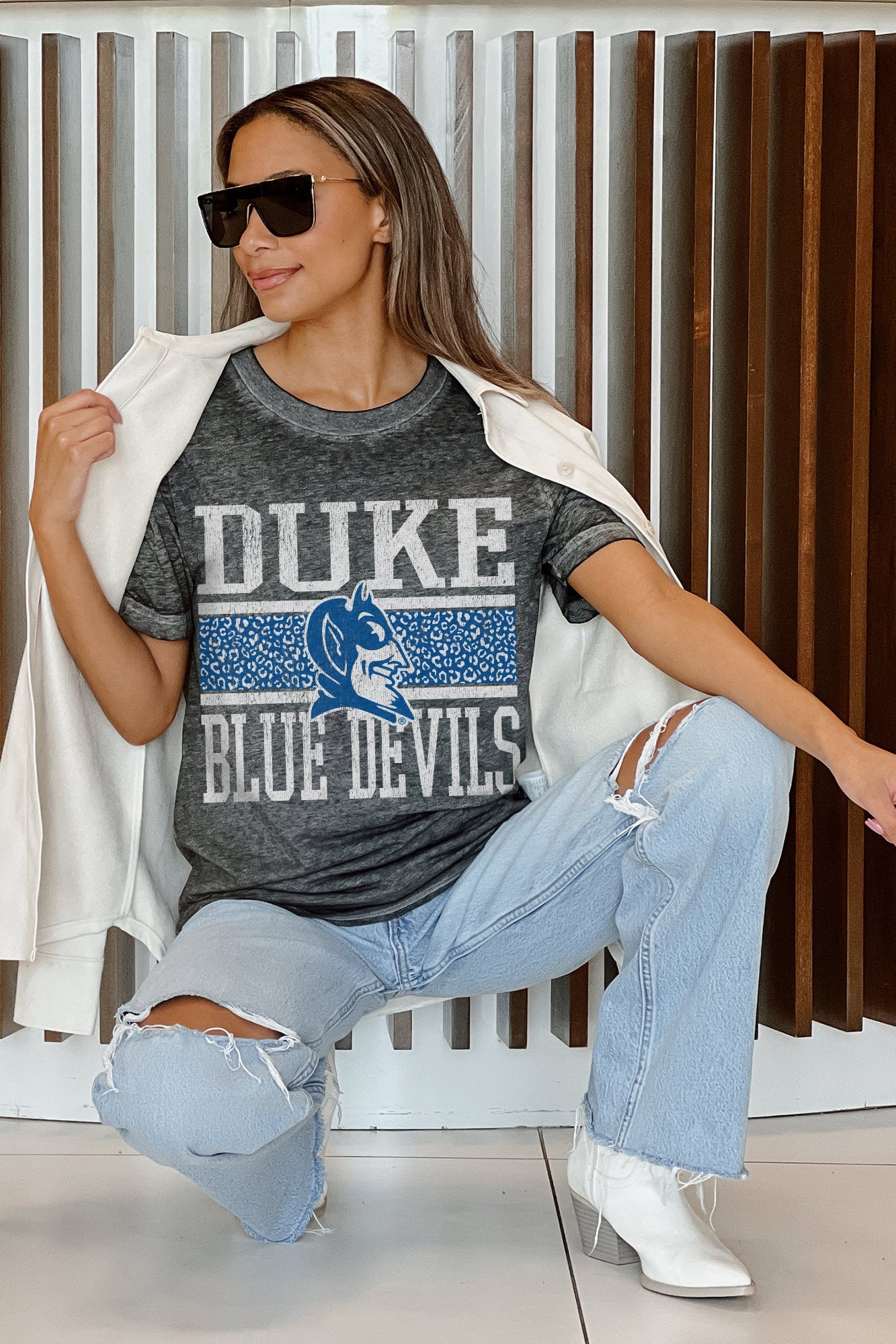 DUKE BLUE DEVILS CROWD GOES WILD ACID WASH BOYFRIEND TEE