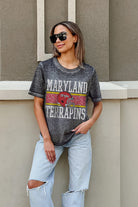 MARYLAND TERRAPINS CROWD GOES WILD ACID WASH BOYFRIEND TEE