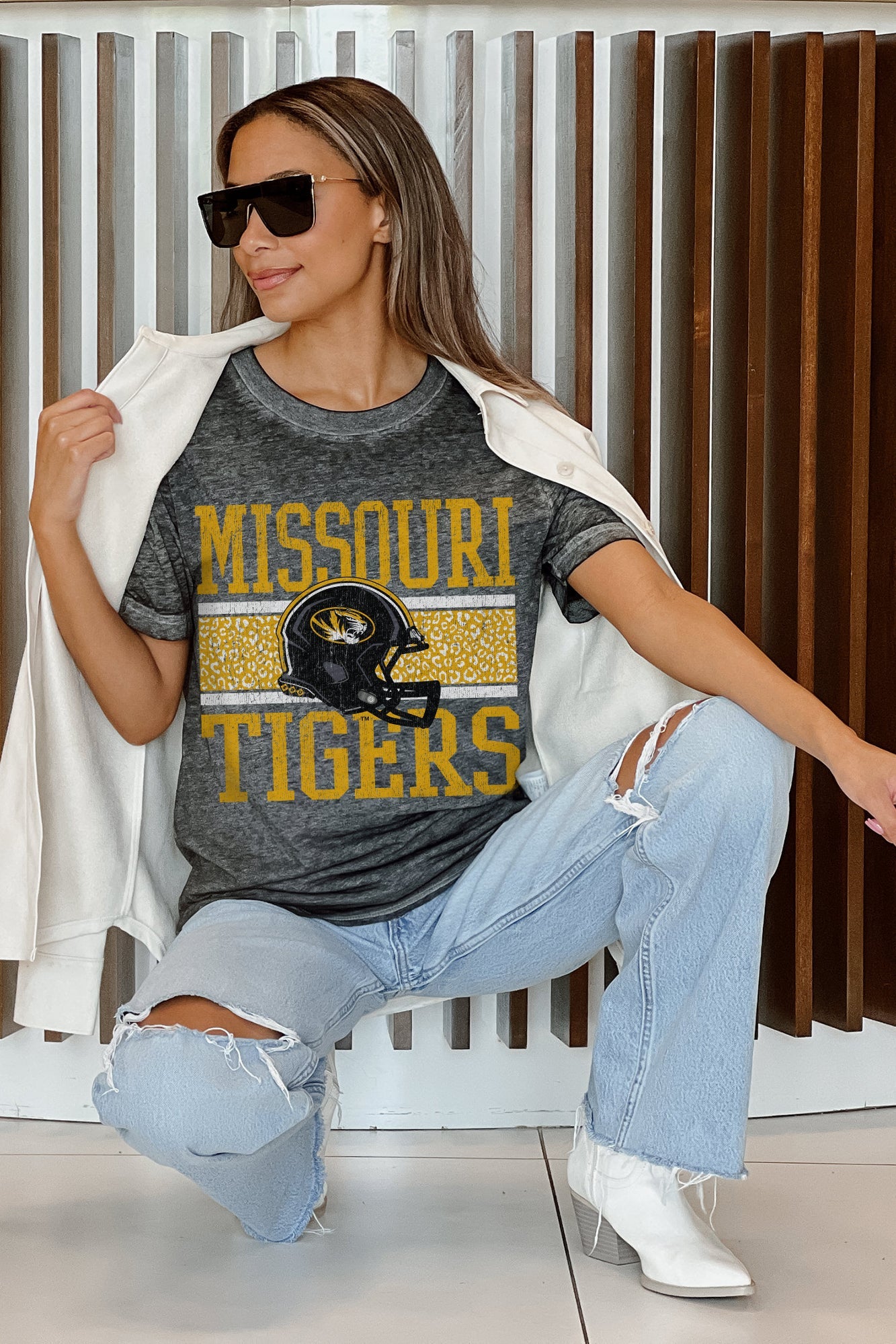 MISSOURI TIGERS CROWD GOES WILD ACID WASH BOYFRIEND TEE