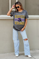 MINNESOTA VIKINGS CROWD GOES WILD ACID WASH BOYFRIEND TEE