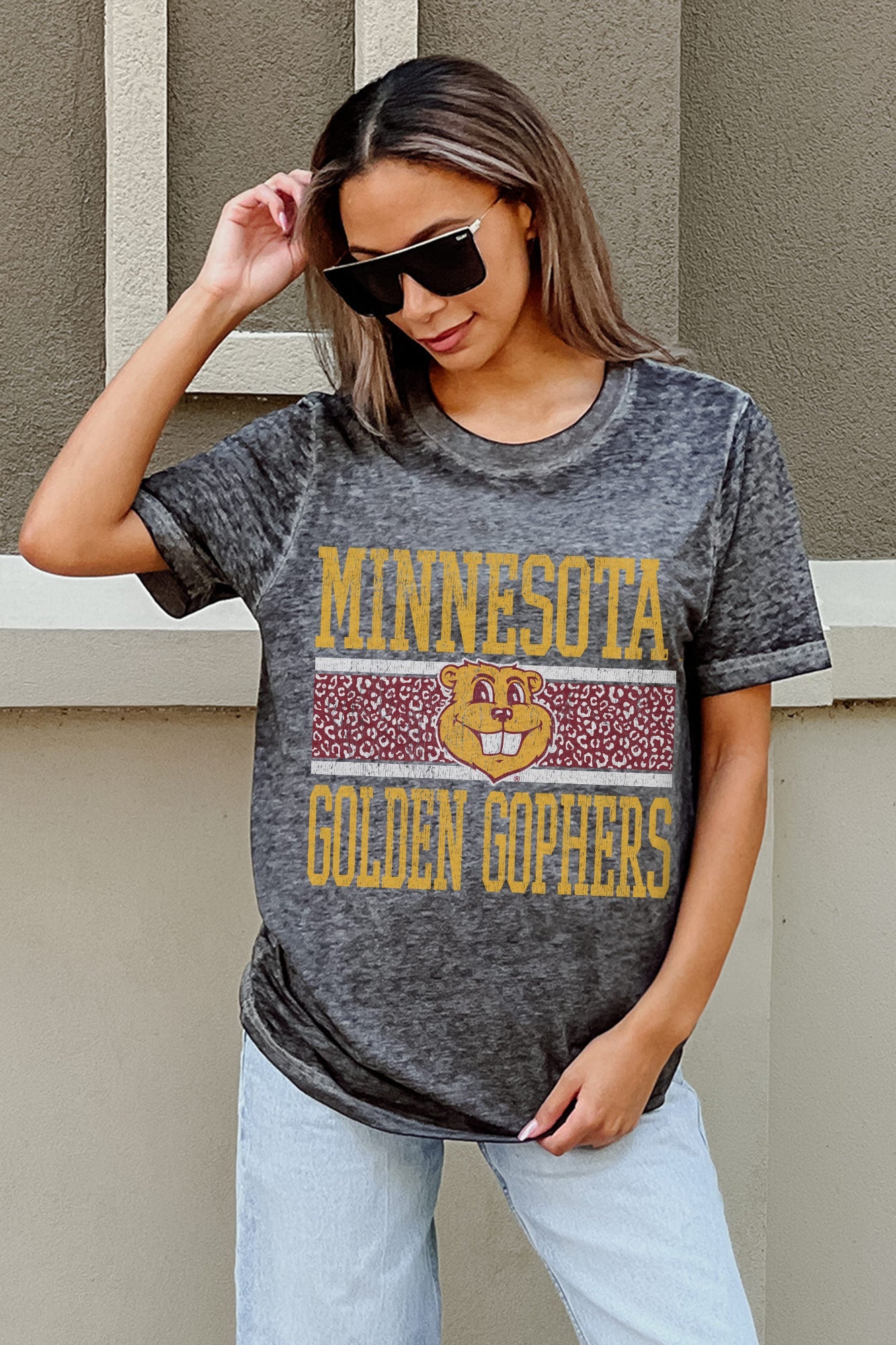 MINNESOTA GOLDEN GOPHERS CROWD GOES WILD ACID WASH BOYFRIEND TEE