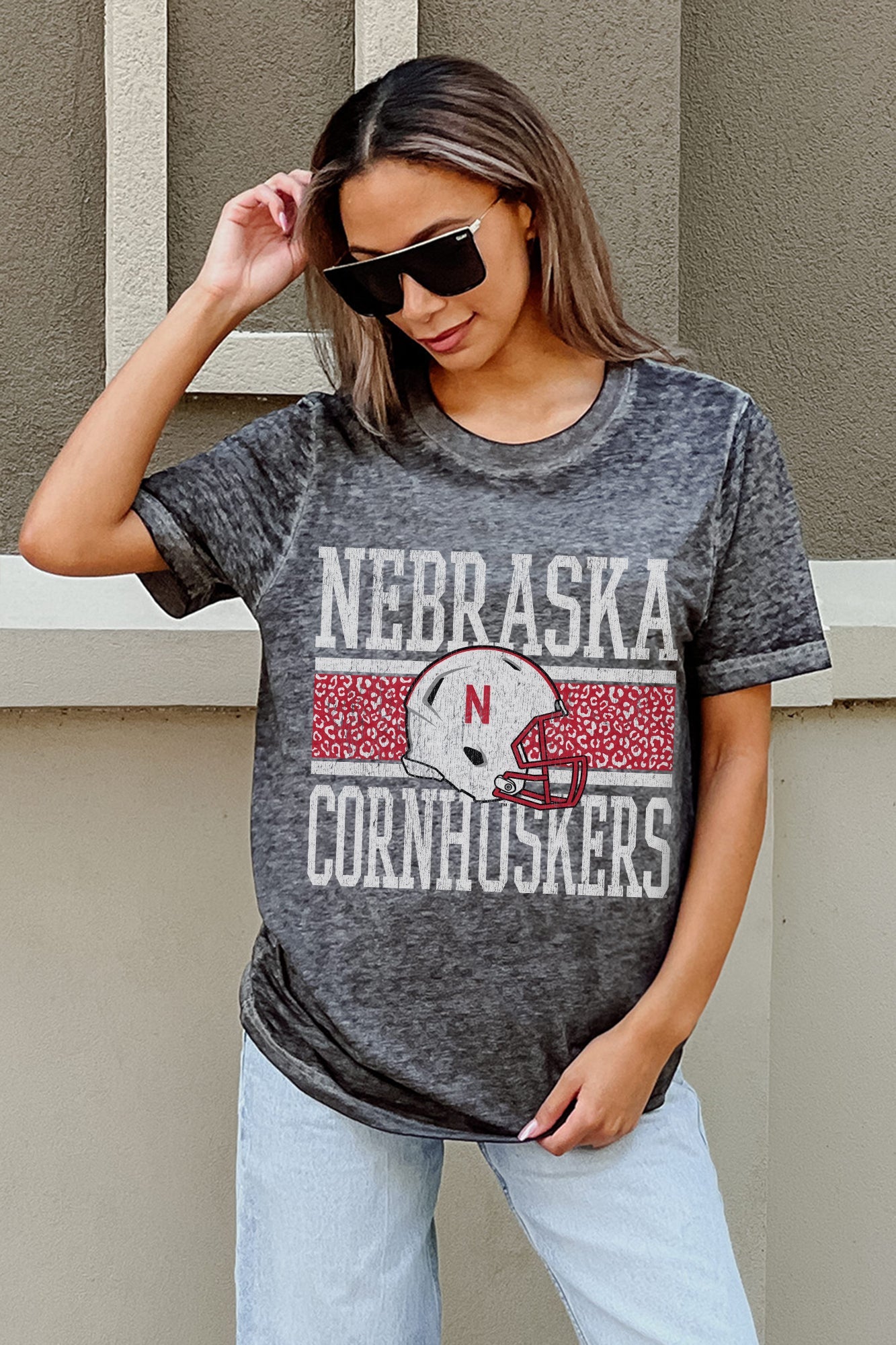 NEBRASKA CORNHUSKERS CROWD GOES WILD ACID WASH BOYFRIEND TEE