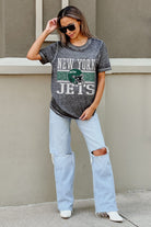 NEW YORK JETS CROWD GOES WILD ACID WASH BOYFRIEND TEE