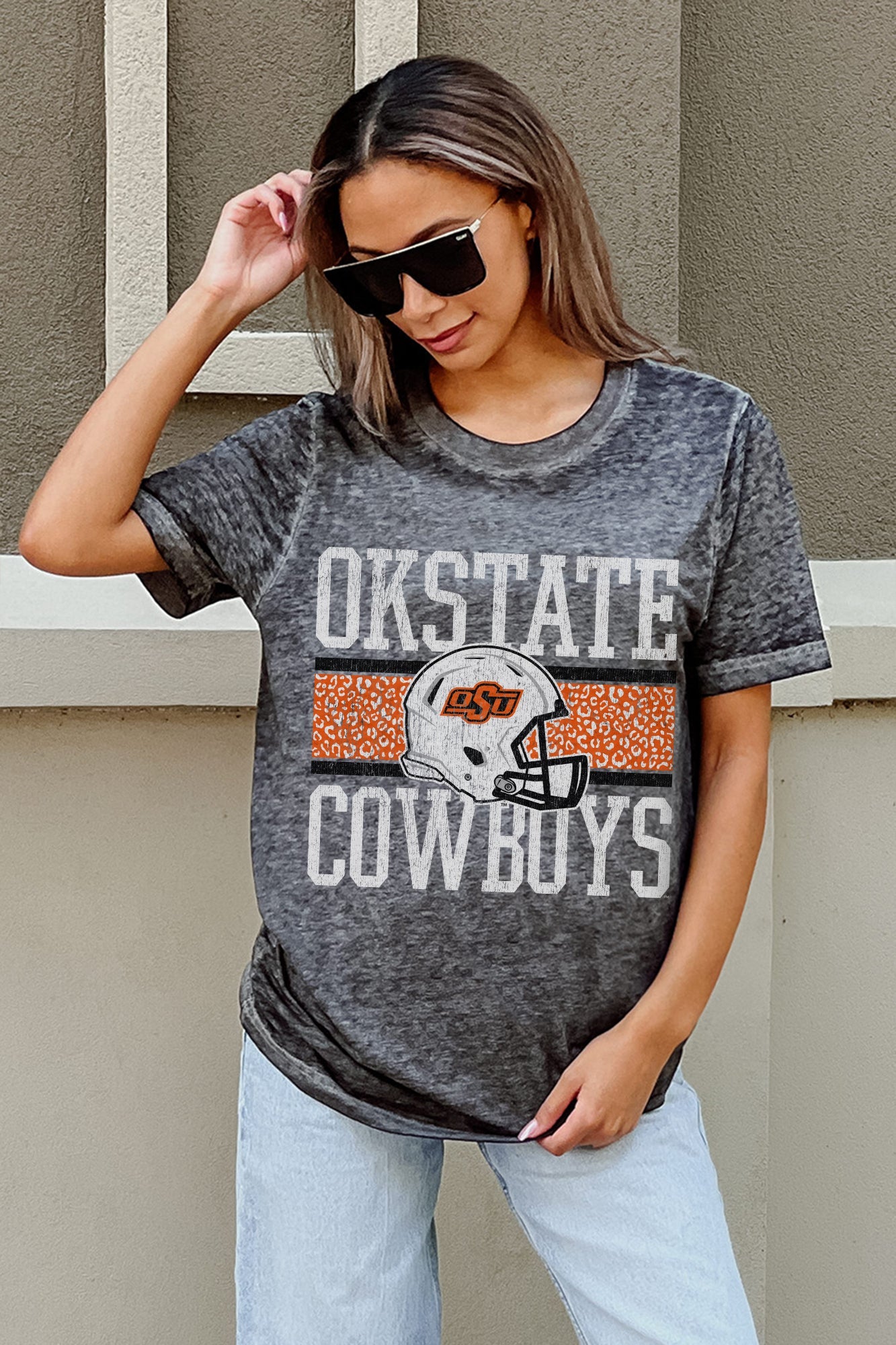 OKLAHOMA STATE COWBOYS CROWD GOES WILD ACID WASH BOYFRIEND TEE