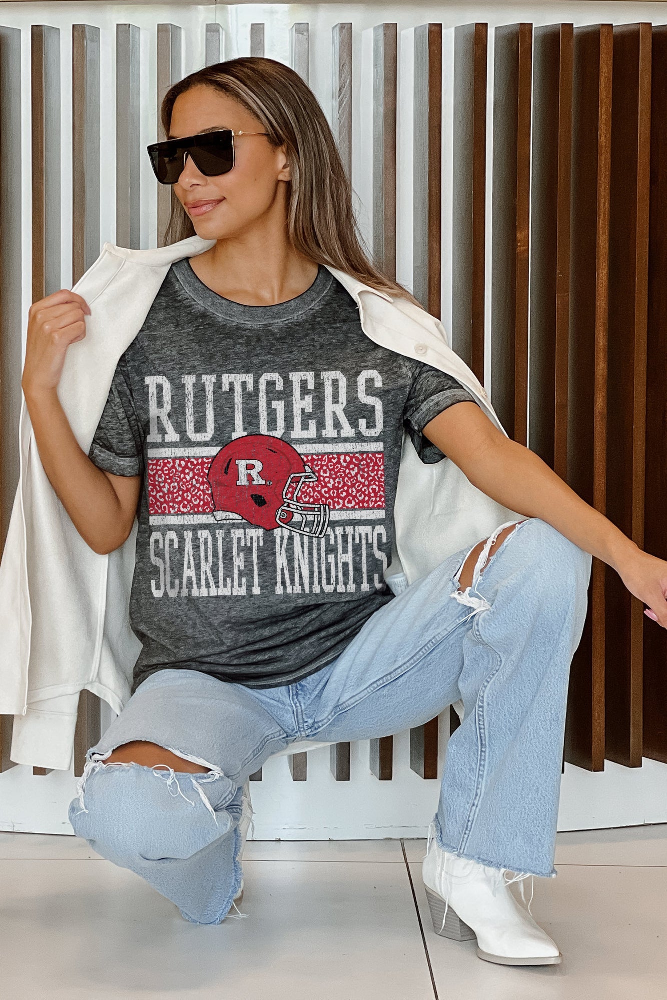 RUTGERS SCARLET KNIGHTS CROWD GOES WILD ACID WASH BOYFRIEND TEE