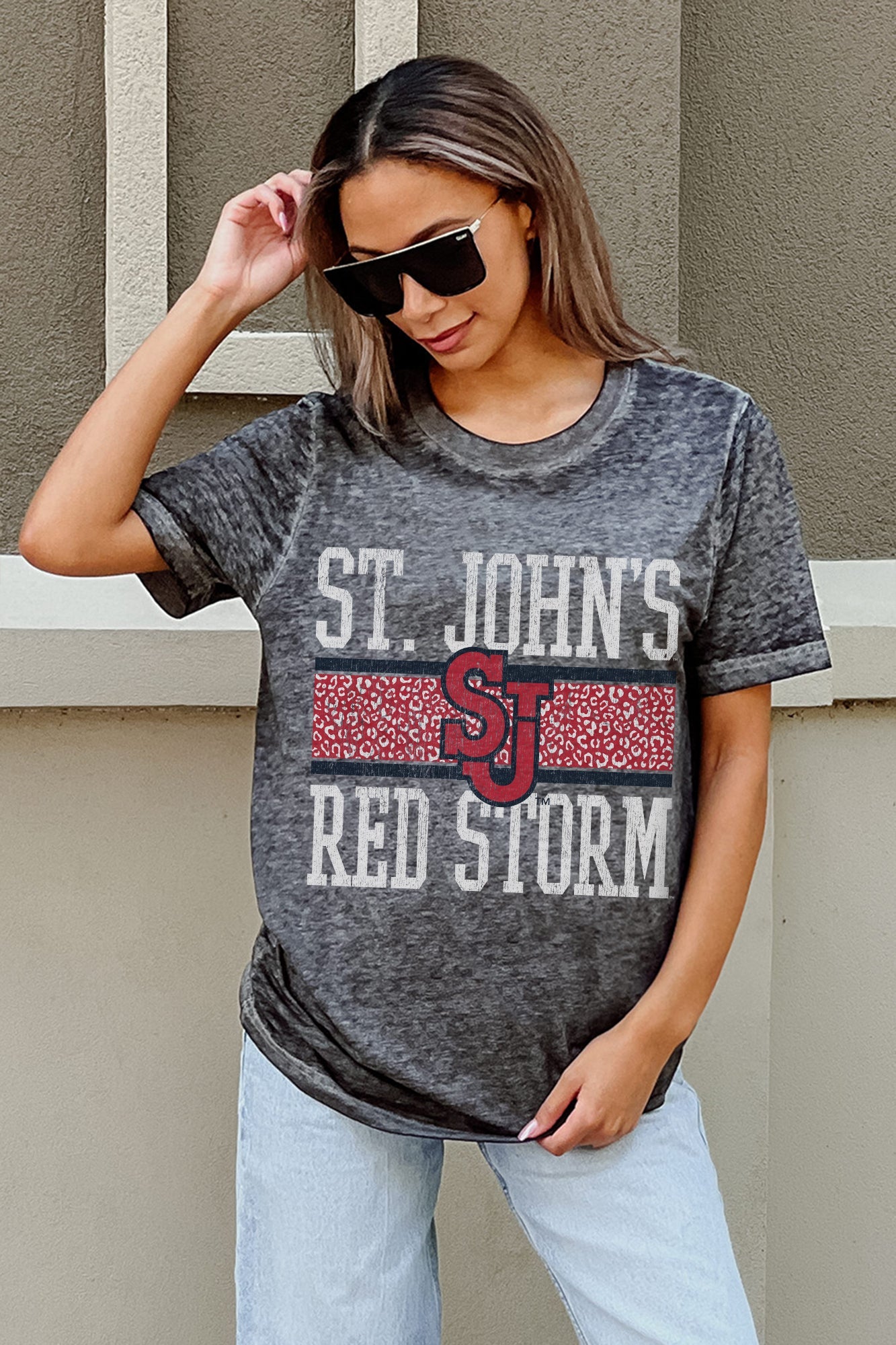 ST. JOHN'S RED STORM CROWD GOES WILD ACID WASH BOYFRIEND TEE