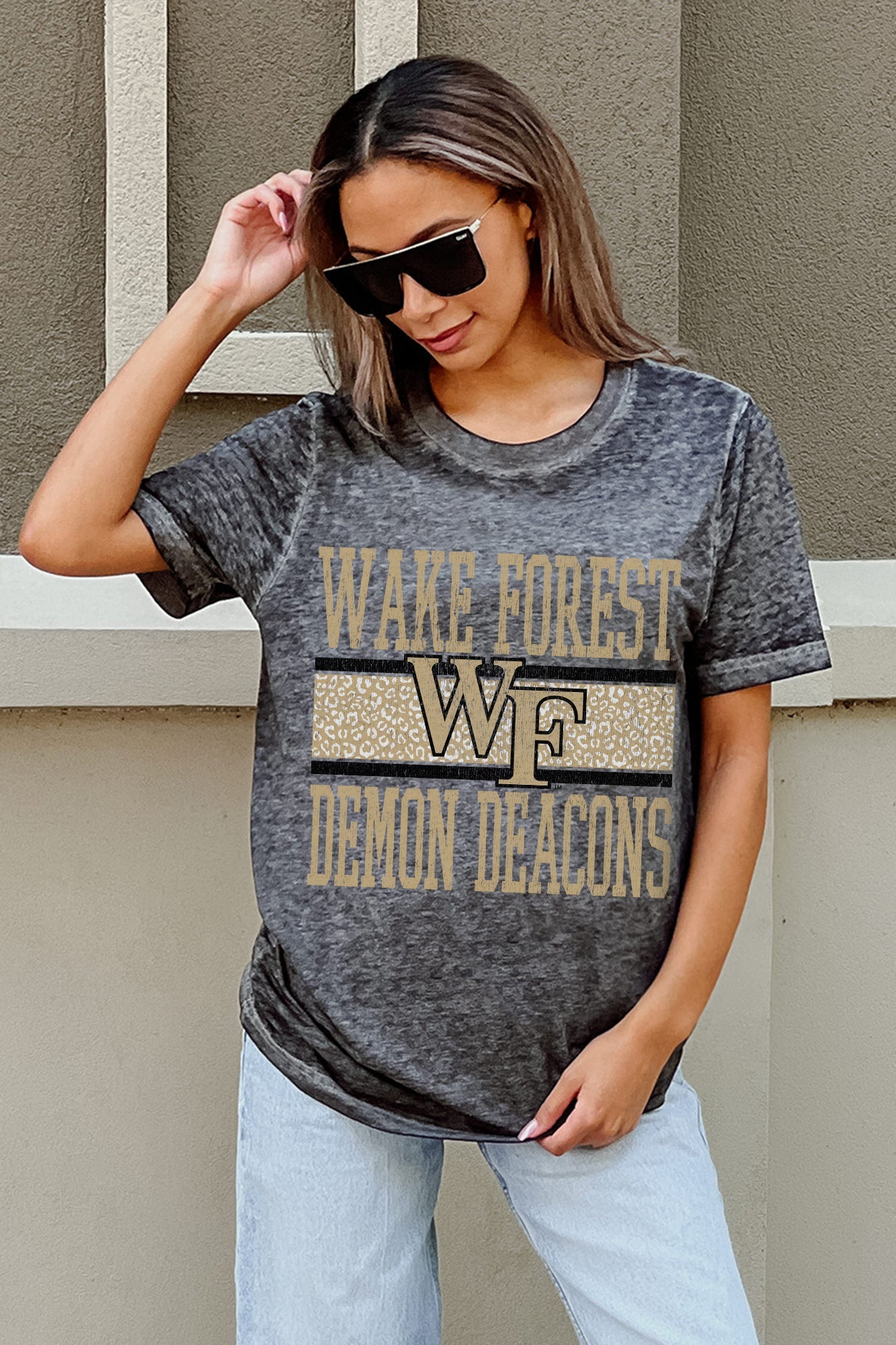 WAKE FOREST DEMON DEACONS CROWD GOES WILD ACID WASH BOYFRIEND TEE