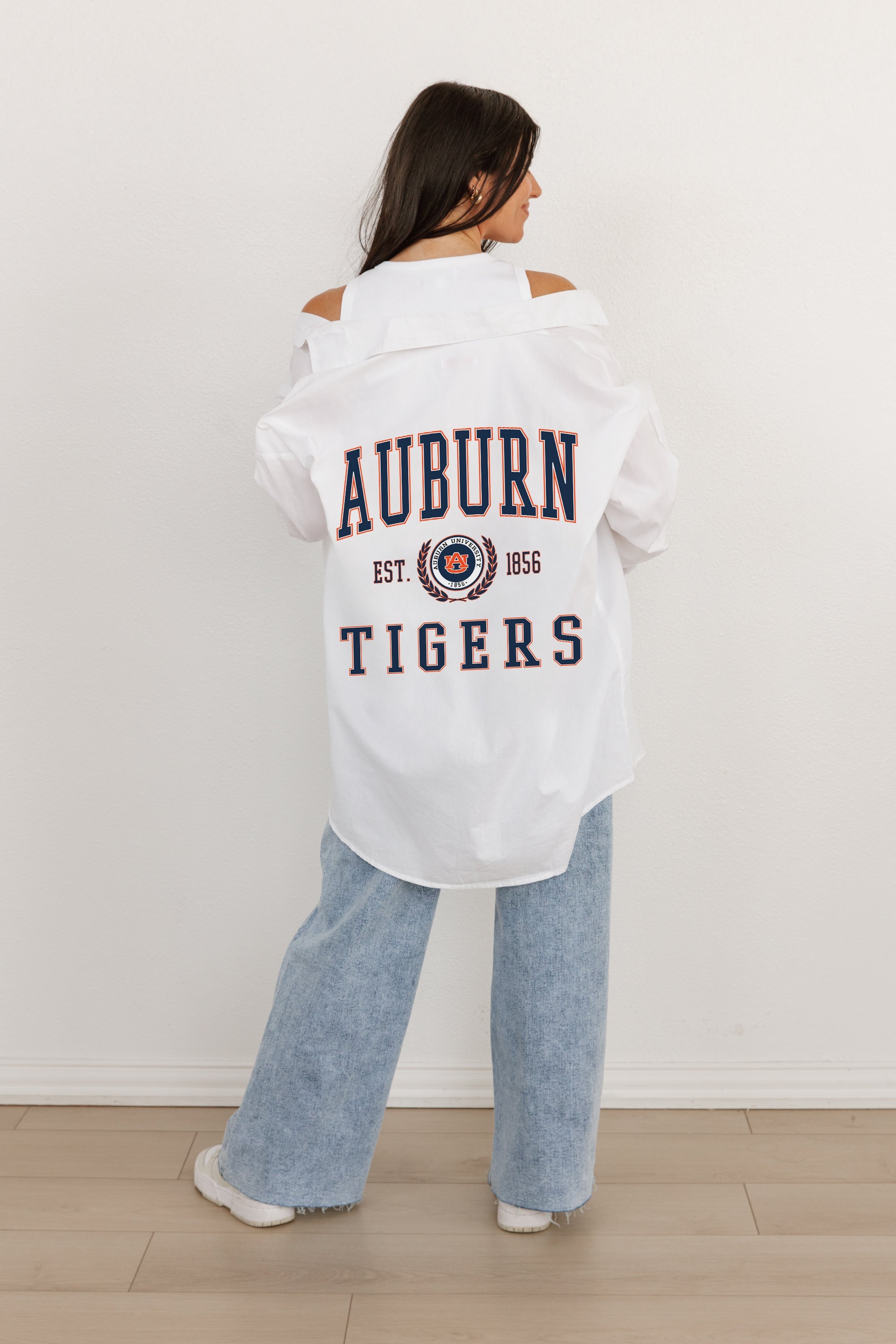 AUBURN TIGERS VICTORY CHANT WHITE BUTTON DOWN COLLARED TOP BY MADI PREWETT TROUTT