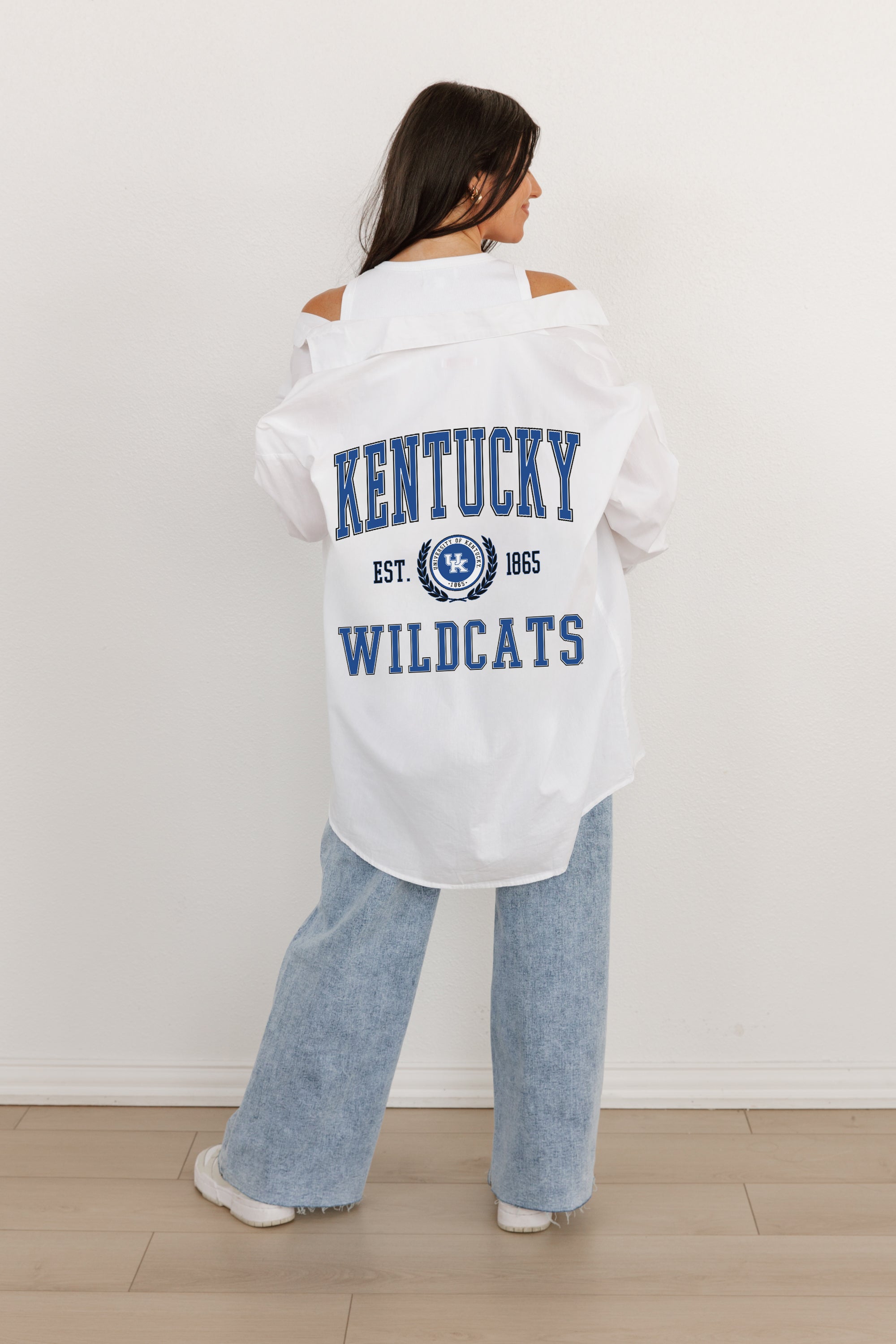 KENTUCKY WILDCATS VICTORY CHANT WHITE BUTTON DOWN COLLARED TOP BY MADI PREWETT TROUTT