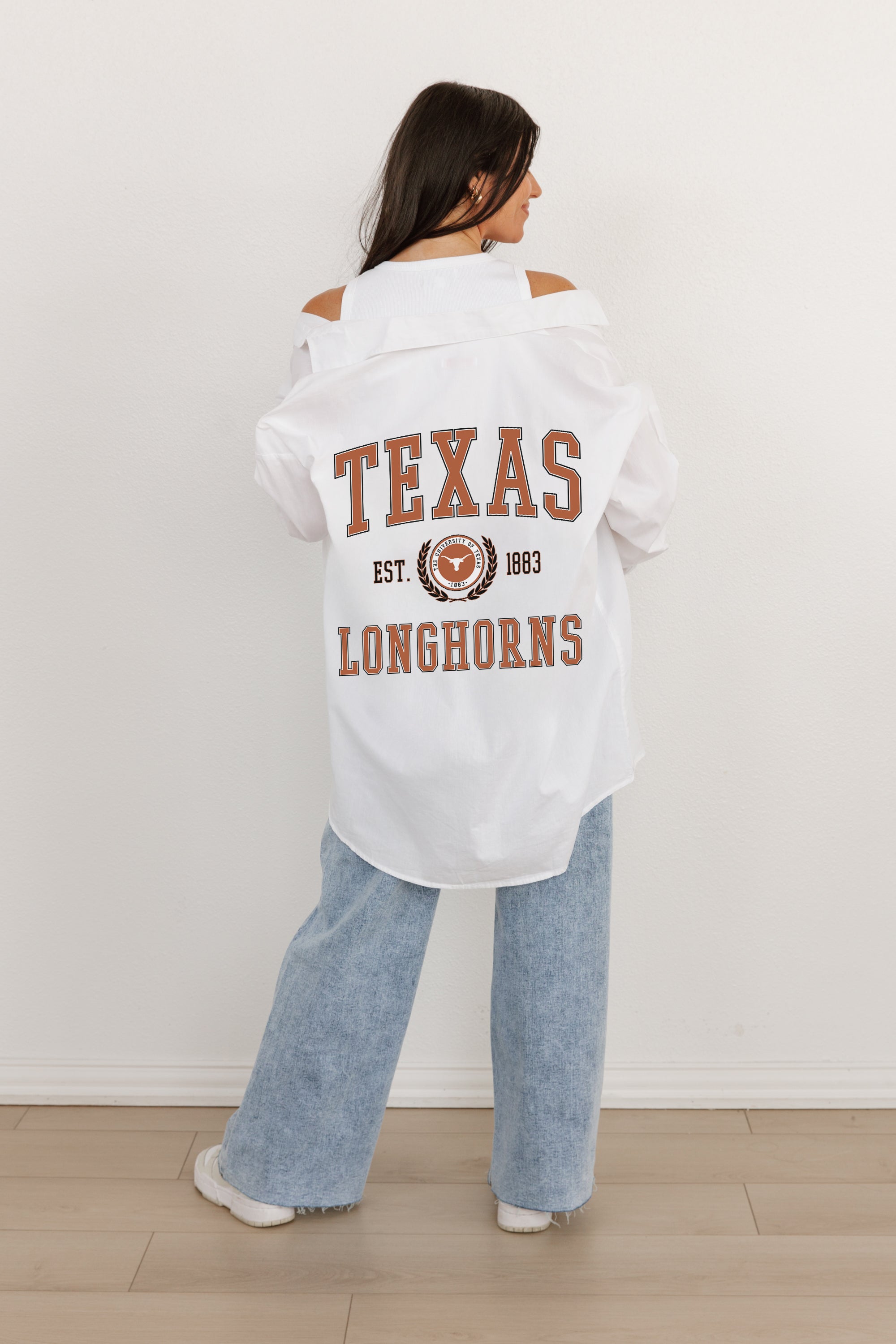 TEXAS LONGHORNS VICTORY CHANT WHITE BUTTON DOWN COLLARED TOP BY MADI PREWETT TROUTT