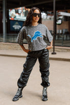 DETROIT LIONS JUST IN TIME OVERSIZED ALL-OVER RHINESTONE SHORT SLEEVE CROP TEE