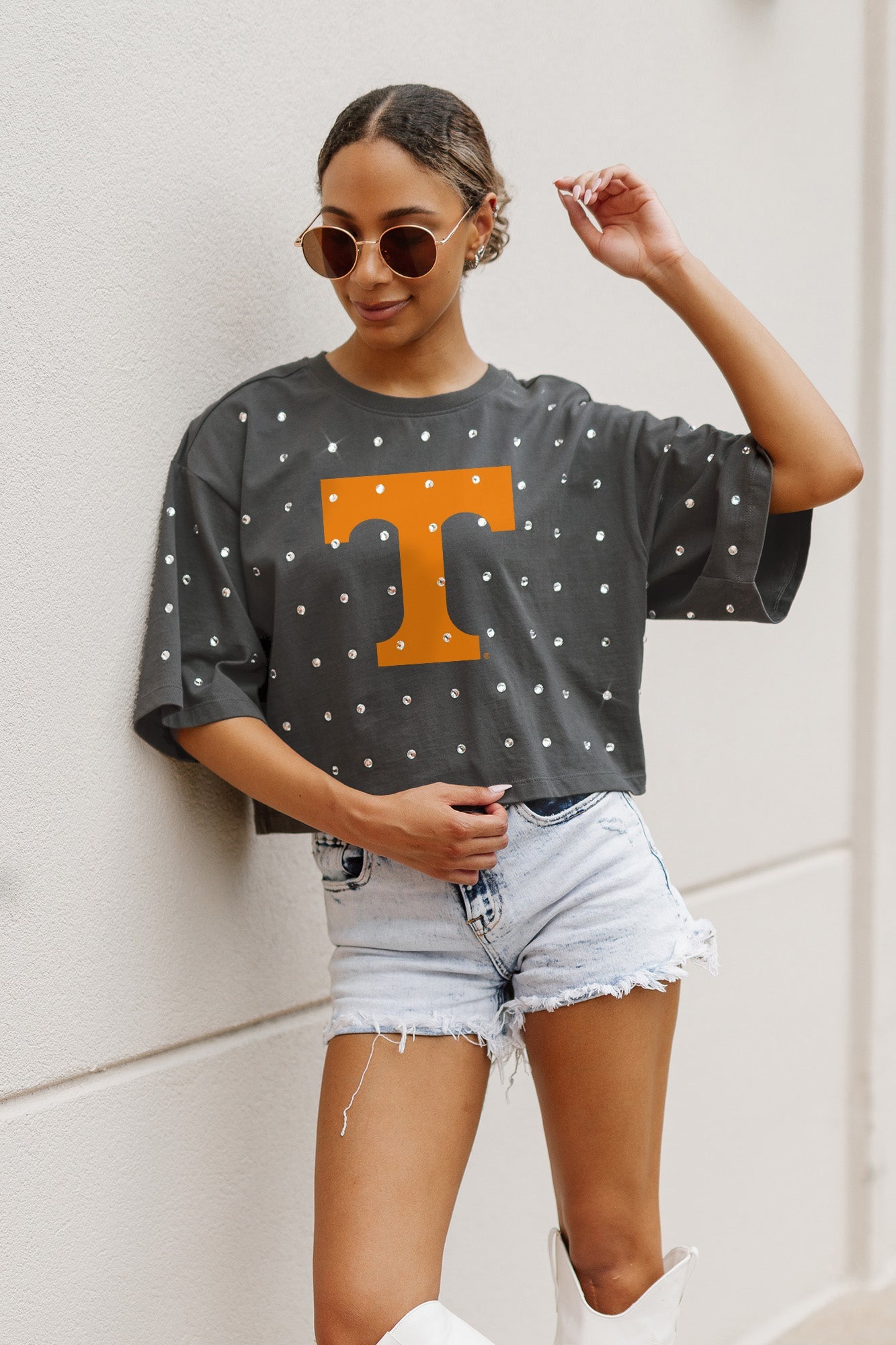 TENNESSEE VOLUNTEERS JUST IN TIME OVERSIZED ALL-OVER RHINESTONE SHORT SLEEVE CROP TEE