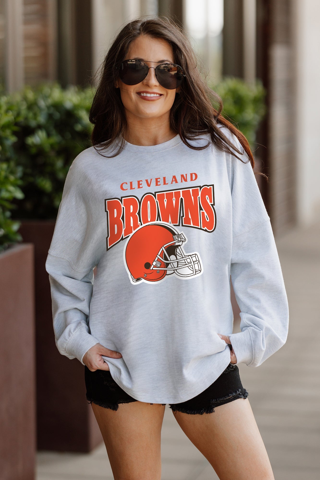 CLEVELAND BROWNS FIGHTING SPIRIT RELAXED FIT HEATHERED LONG SLEEVE FRENCH TERRY PULLOVER