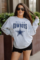 DALLAS COWBOYS FIGHTING SPIRIT RELAXED FIT HEATHERED LONG SLEEVE FRENCH TERRY PULLOVER