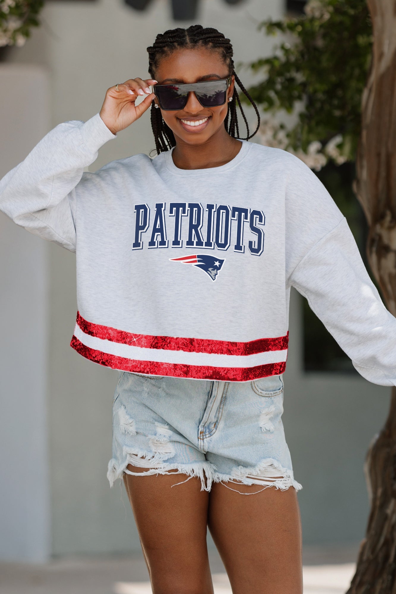 NEW ENGLAND PATRIOTS PASS THE SHINE LONG SLEEVE METALLIC SHIMMER-STRIPE TOP