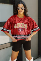 SAN FRANCISCO 49ERS OWN THE GAME FULL SEQUIN SPARKLE SPORTS-STRIPED CROPPED FASHION TOP